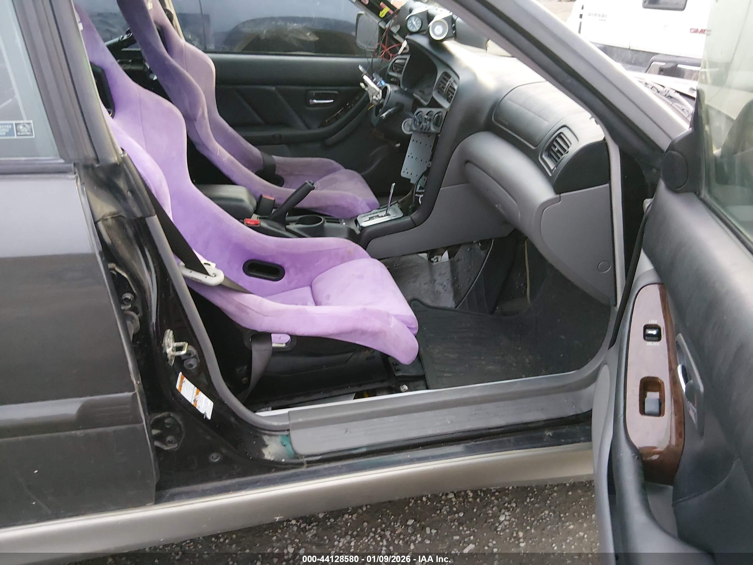 SUBARU OUTBACK image 5