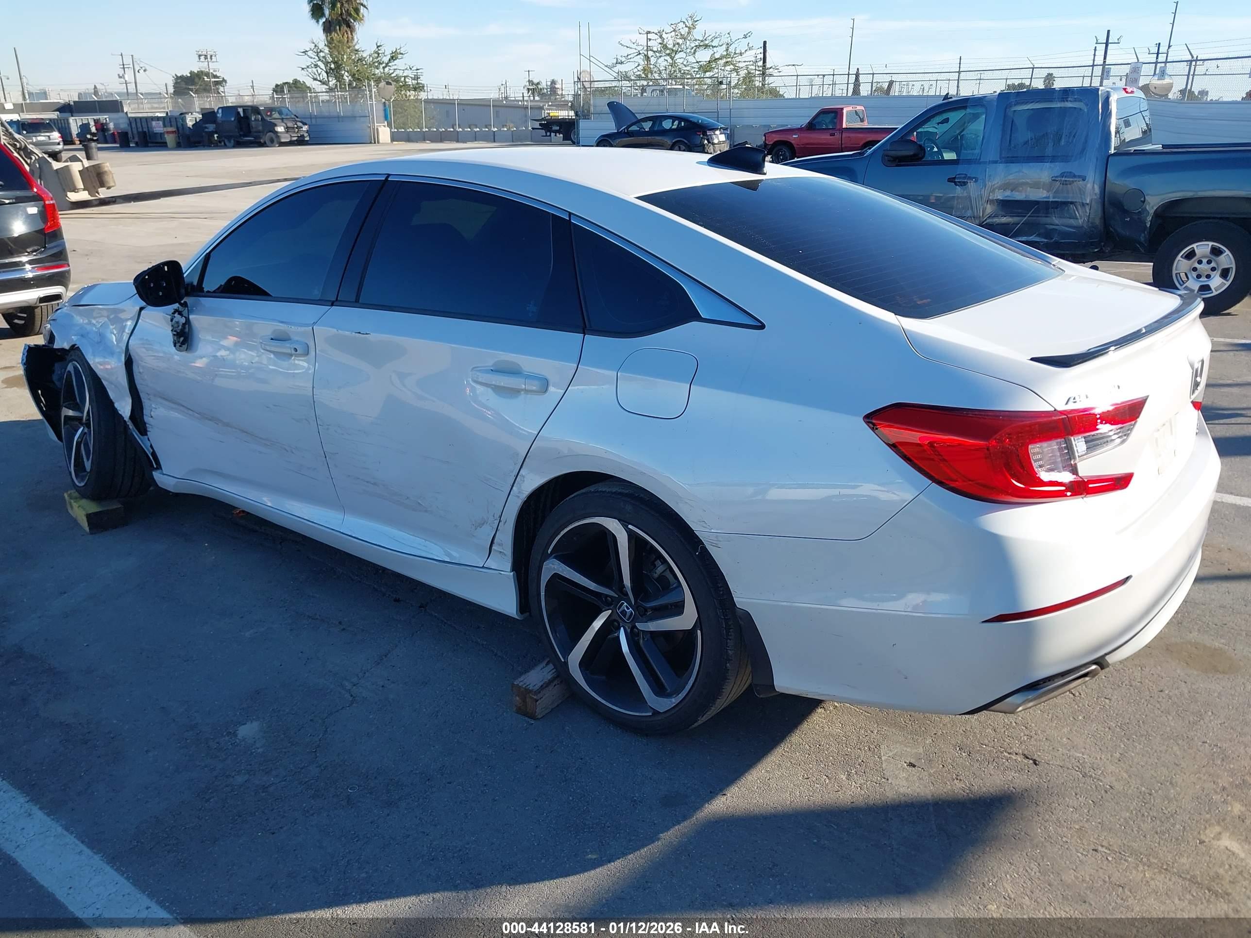 HONDA ACCORD image 3