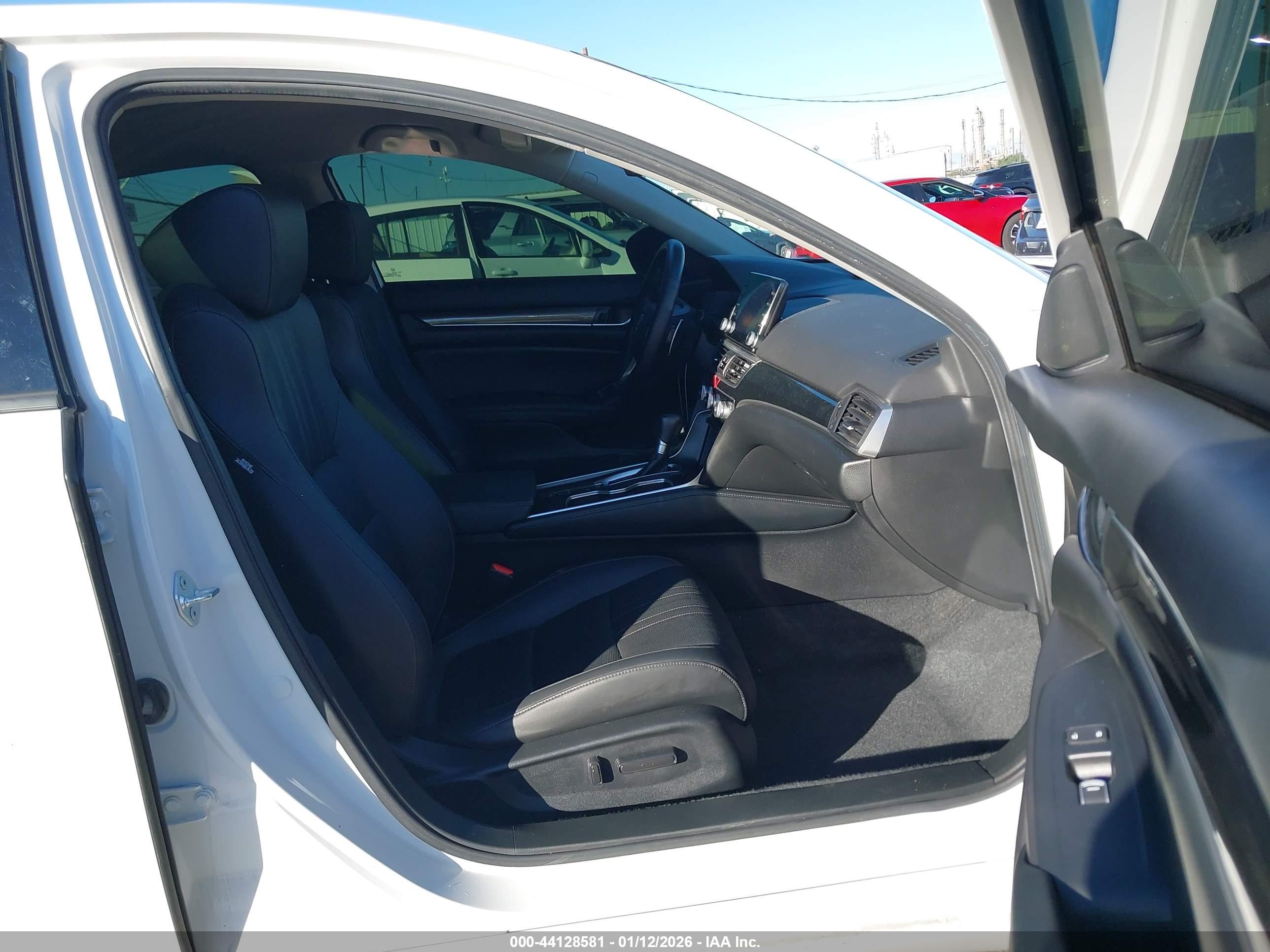 HONDA ACCORD image 5