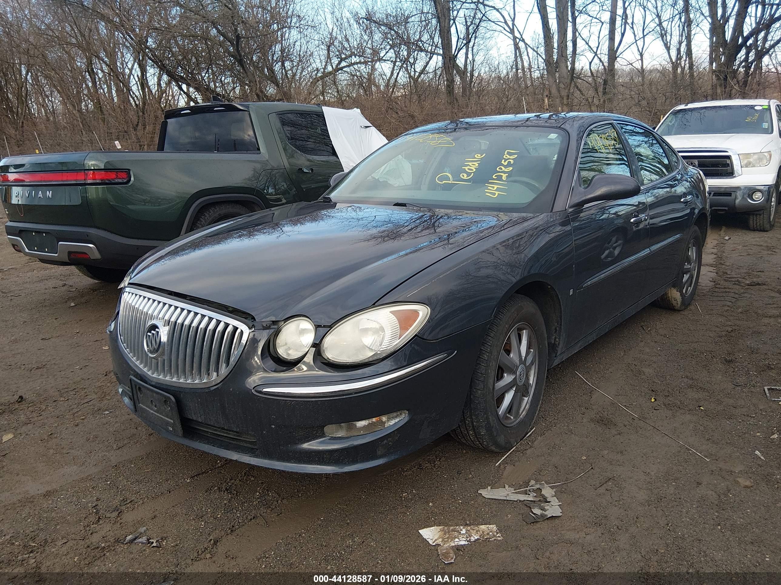 BUICK LACROSSE image 2
