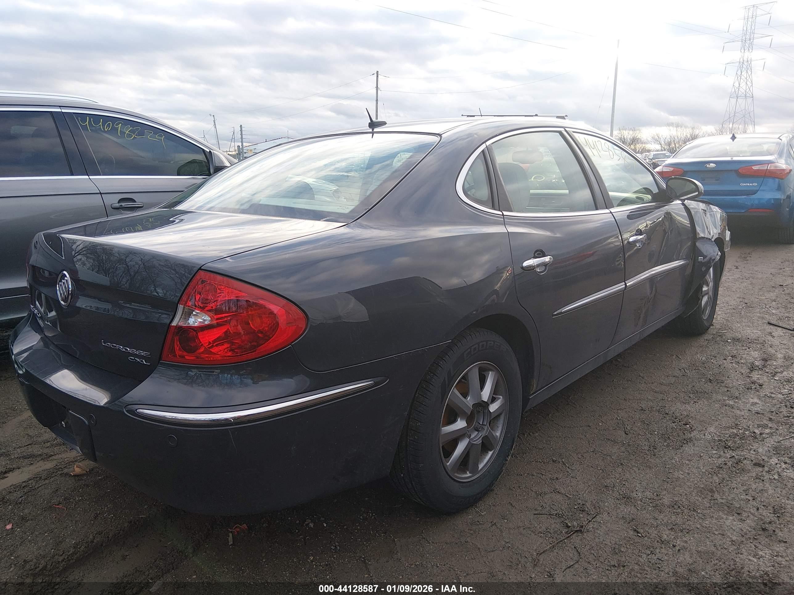 BUICK LACROSSE image 4