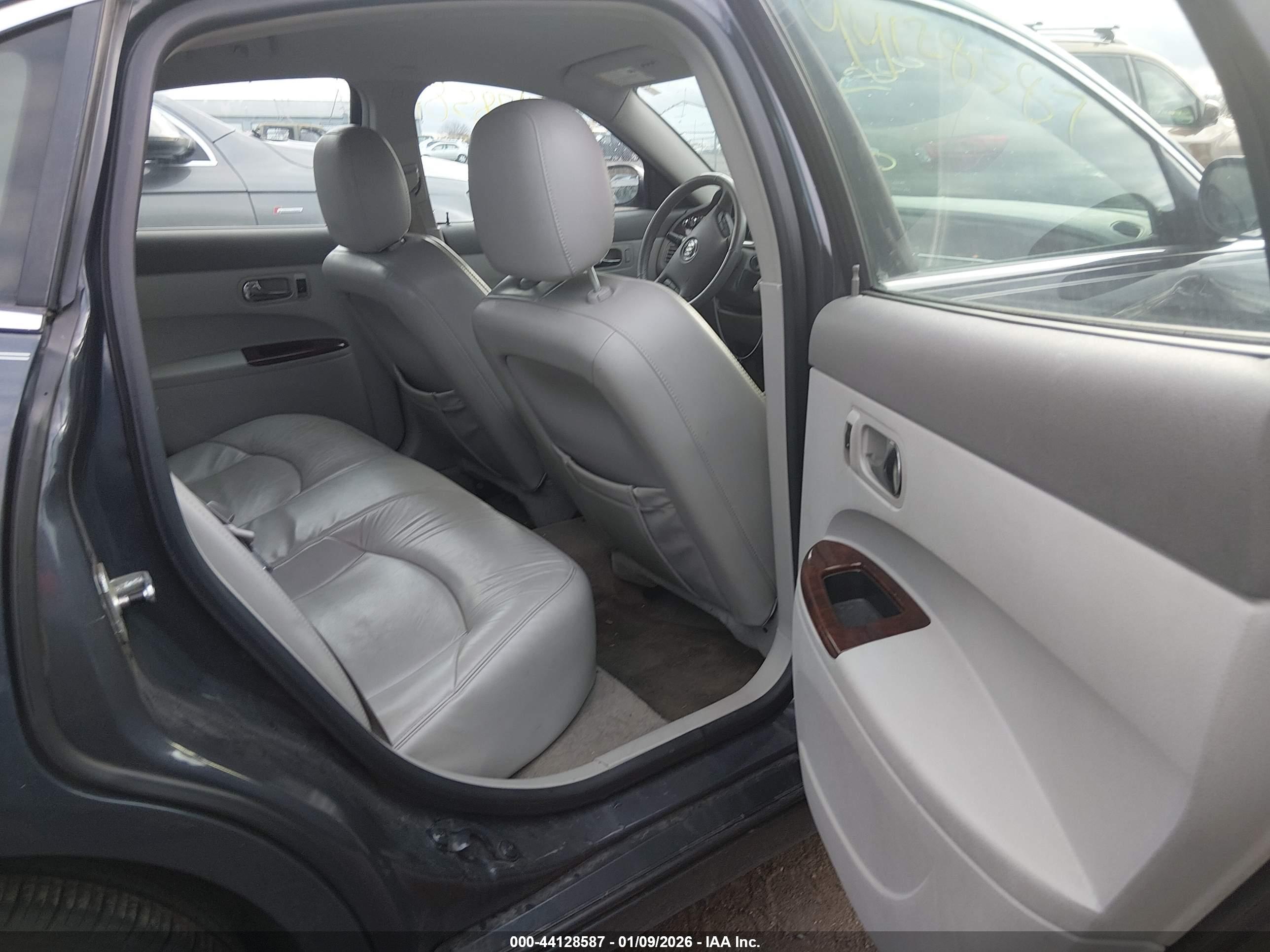 BUICK LACROSSE image 8