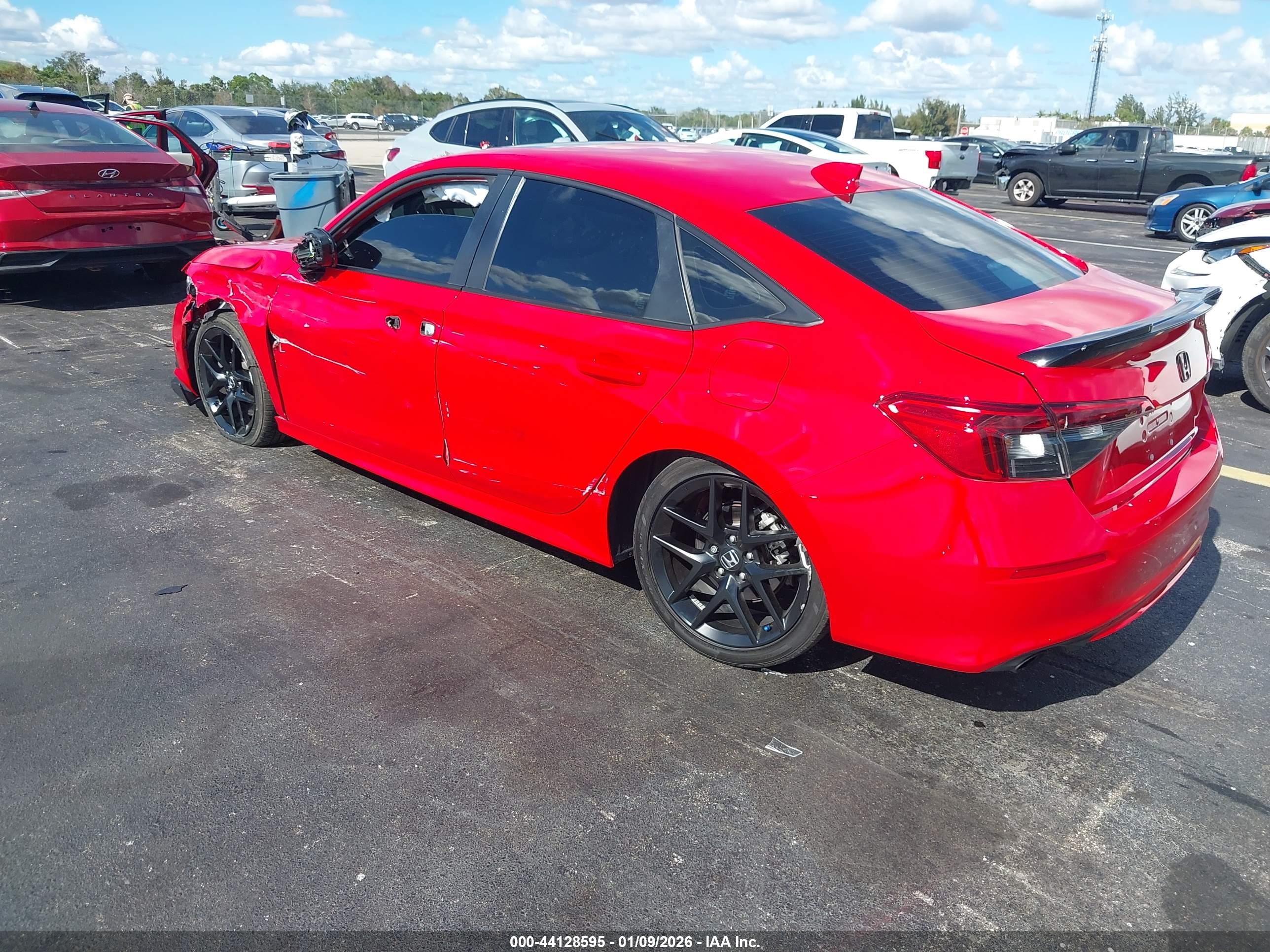 HONDA CIVIC image 3