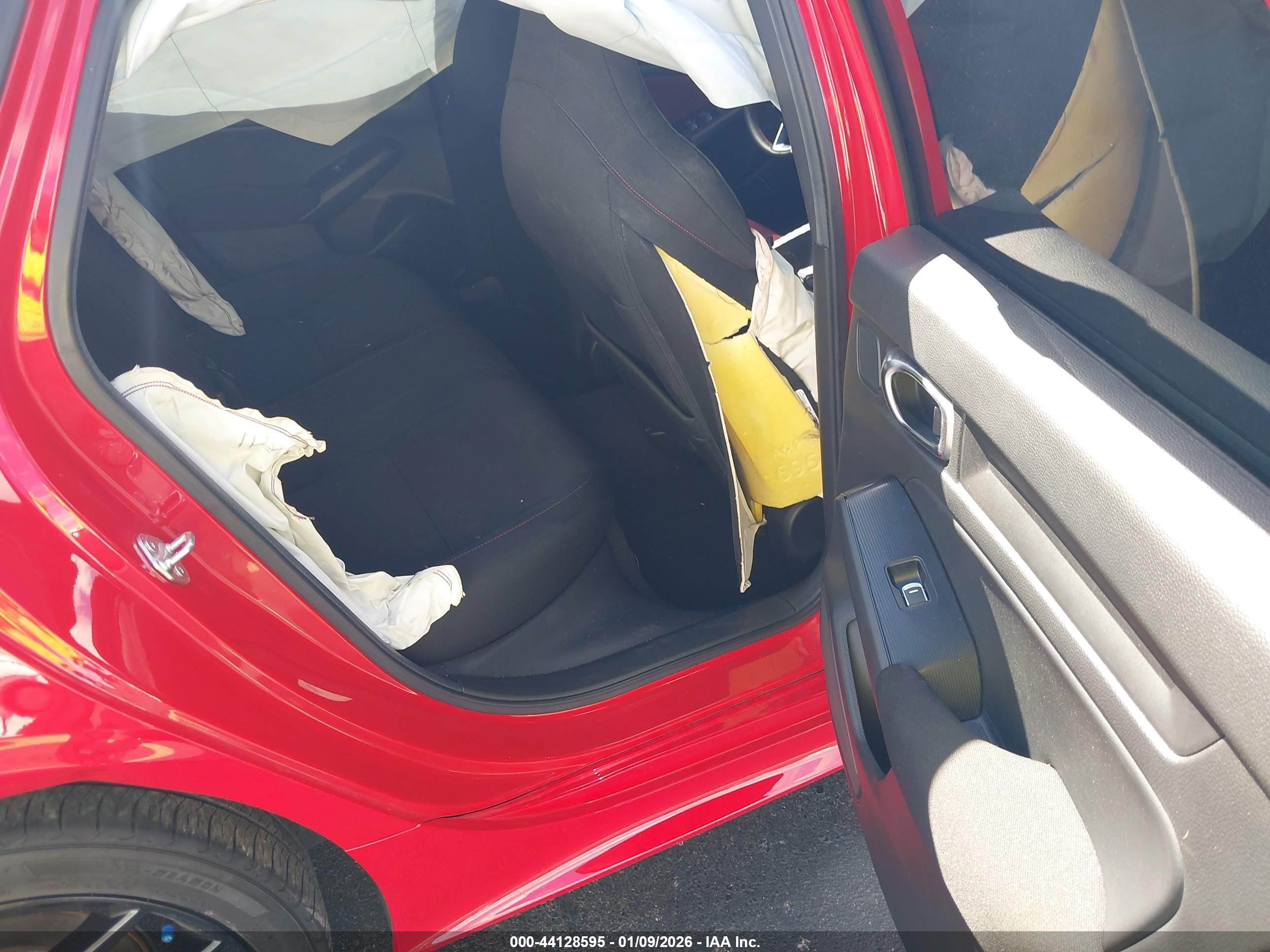 HONDA CIVIC image 8