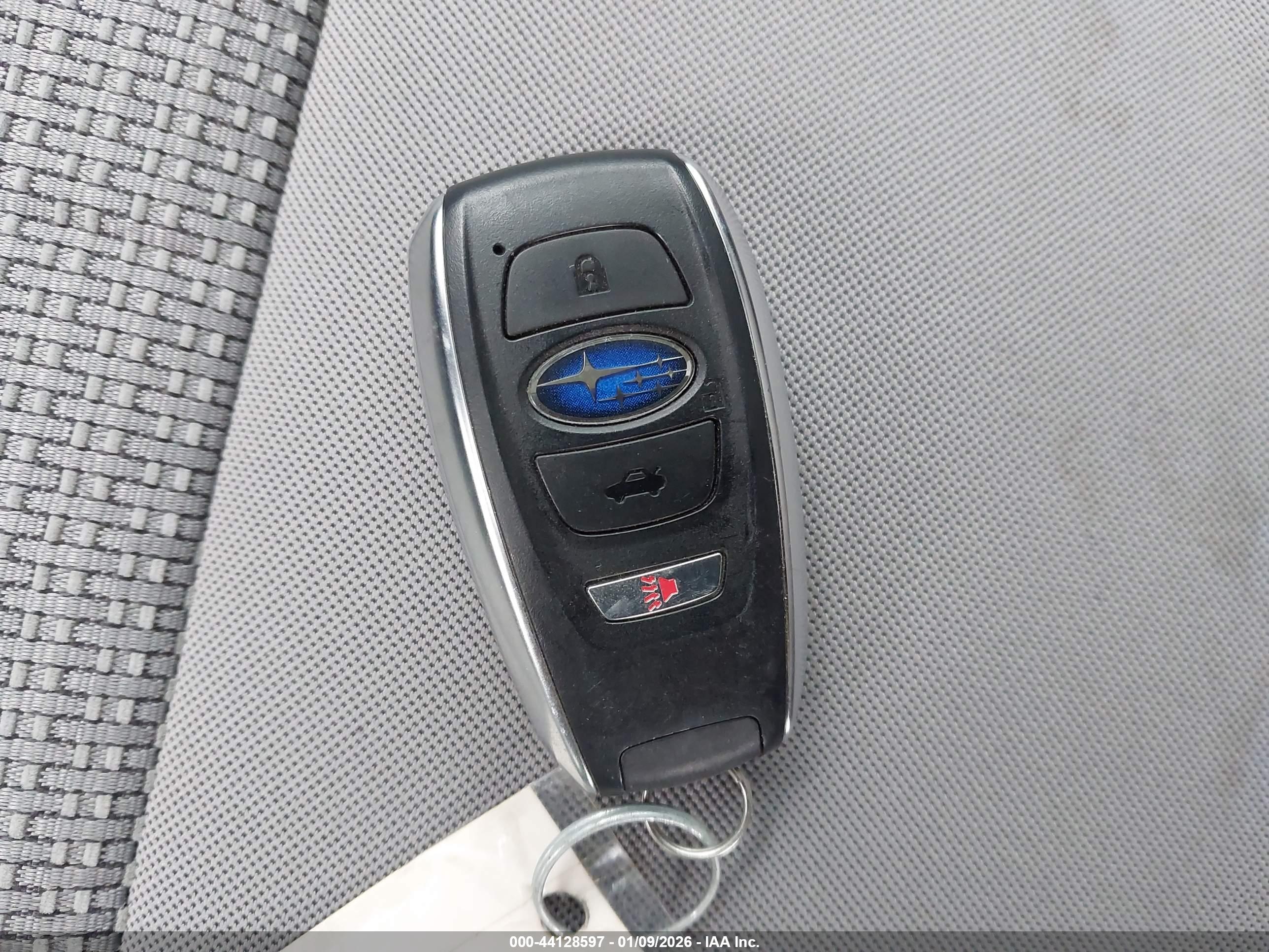 SUBARU OUTBACK image 11