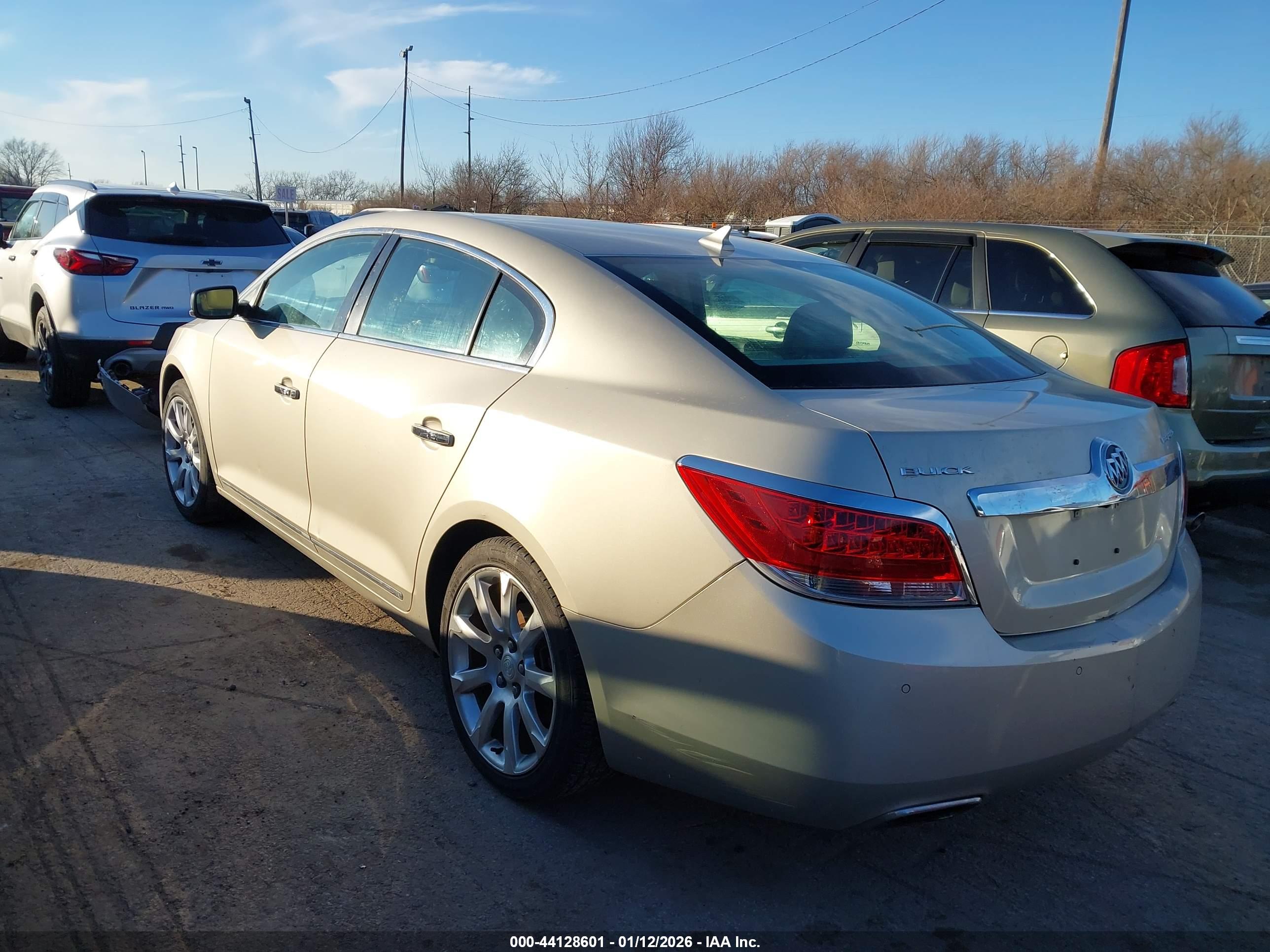 BUICK LACROSSE image 3