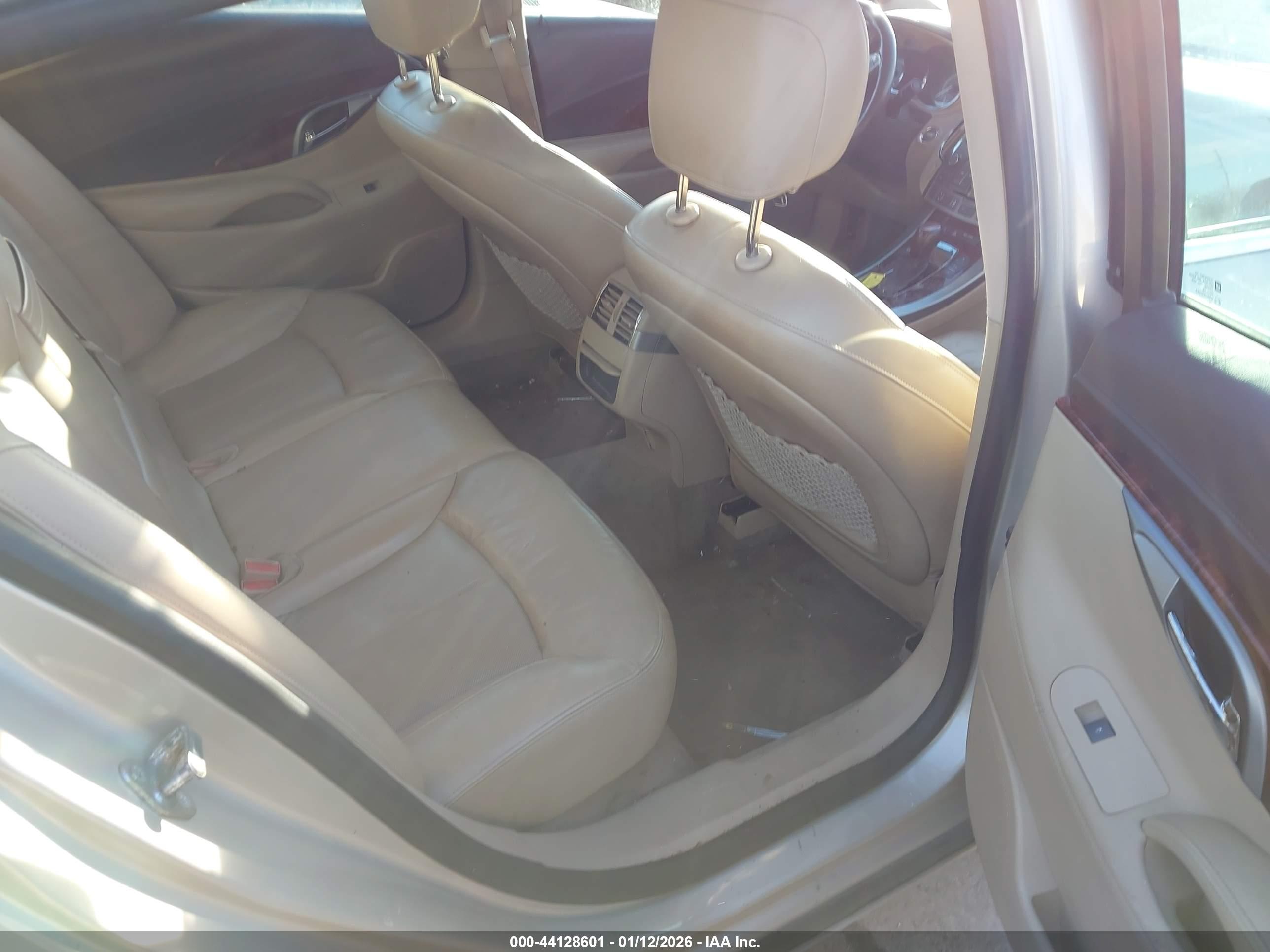 BUICK LACROSSE image 8