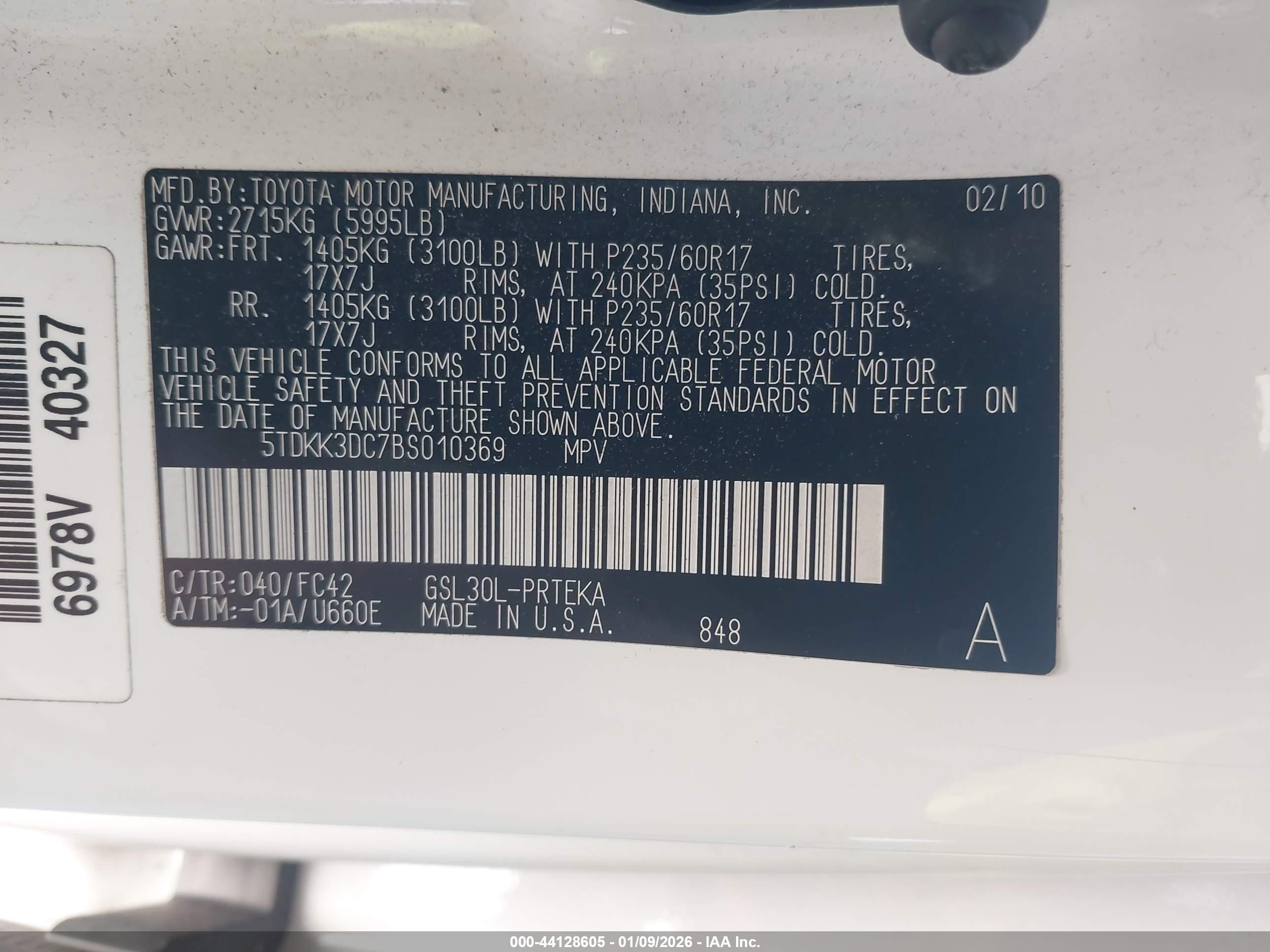 TOYOTA SIENNA image 9