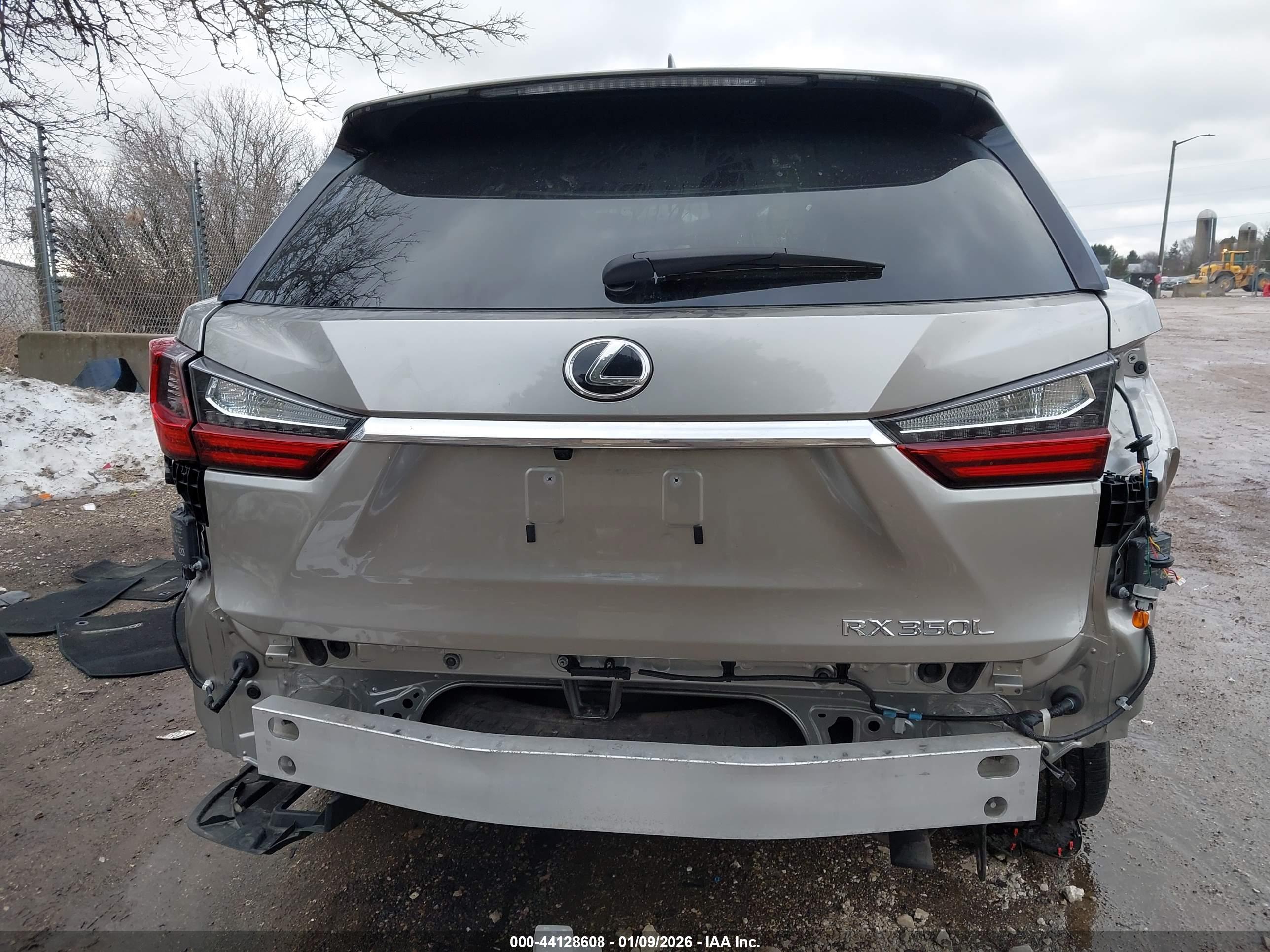 LEXUS RX image 6