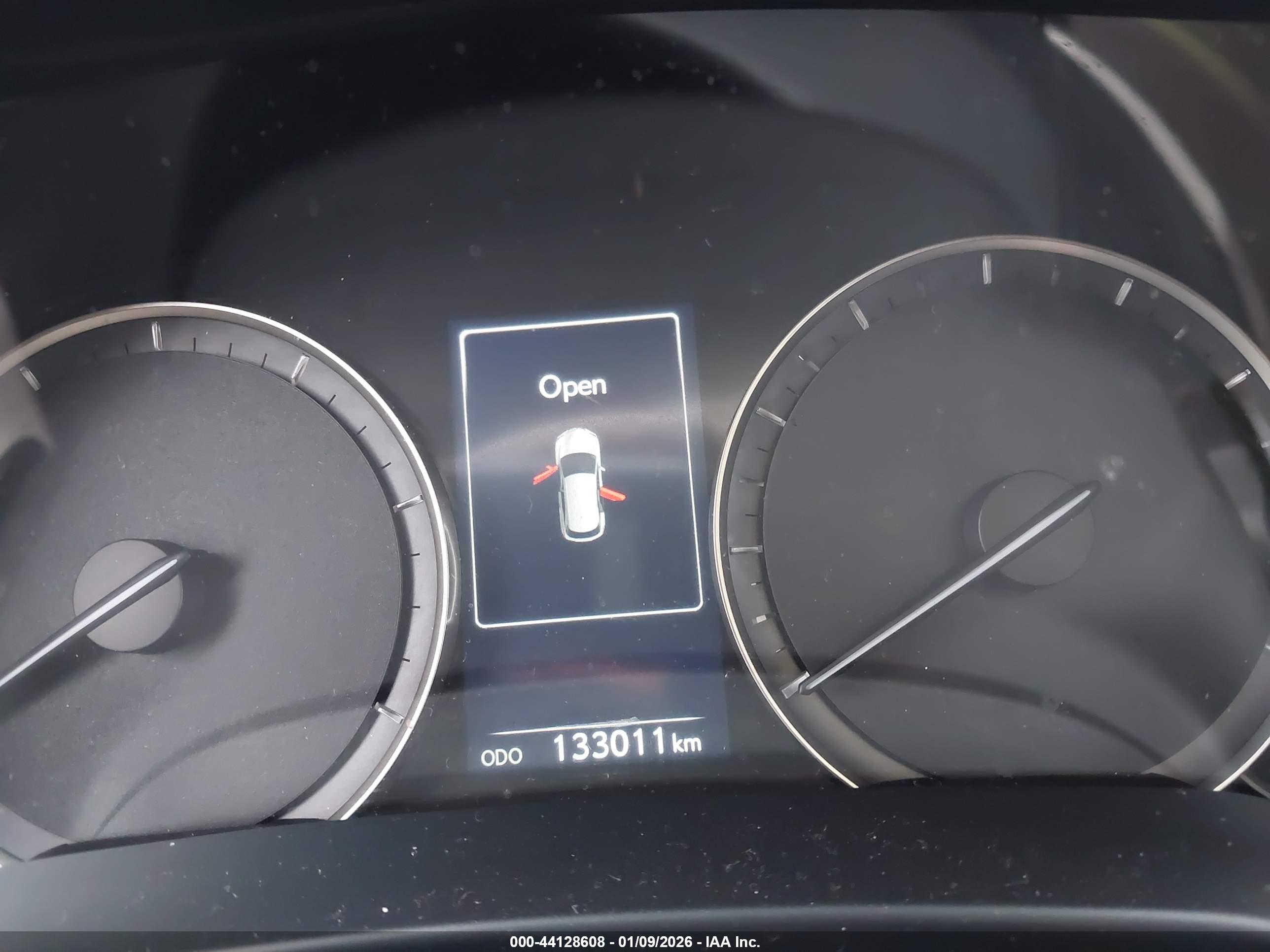 LEXUS RX image 7