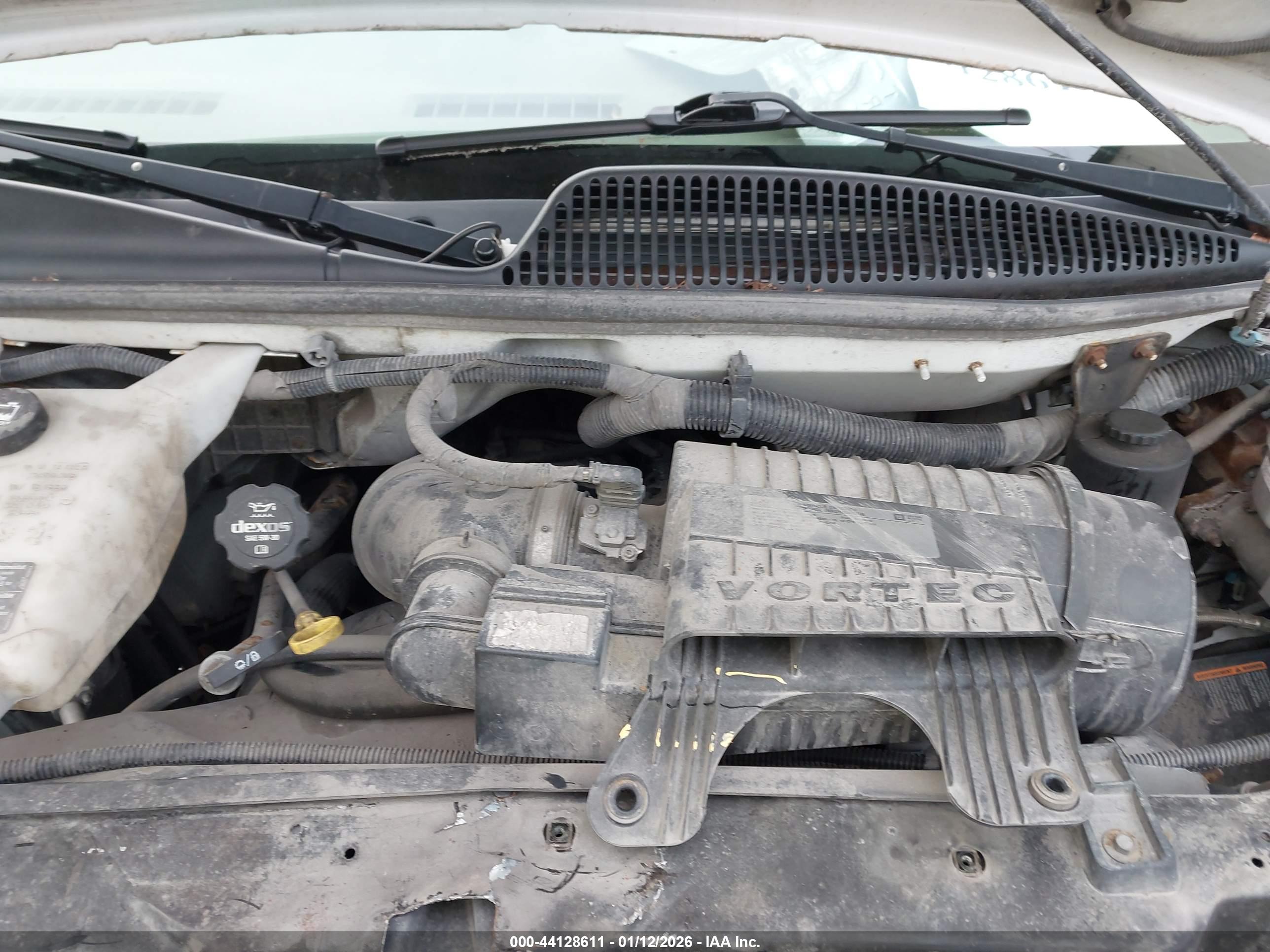CHEVROLET EXPRESS image 10