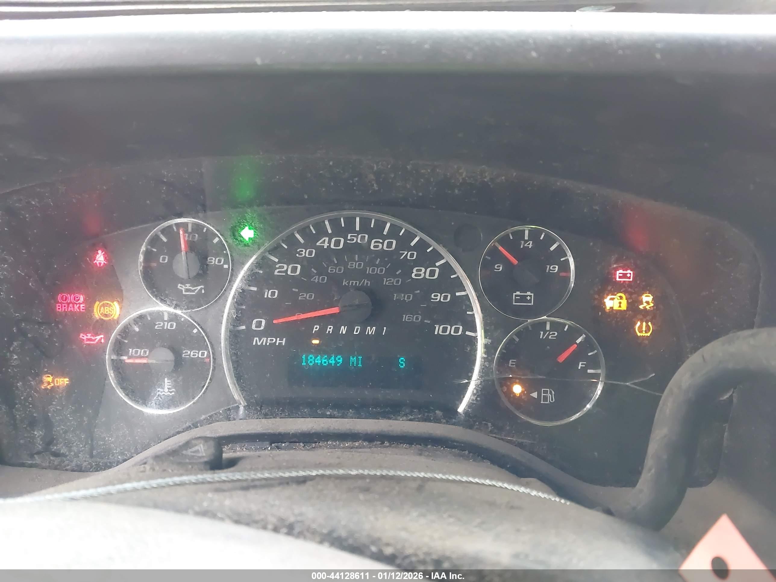 CHEVROLET EXPRESS image 7