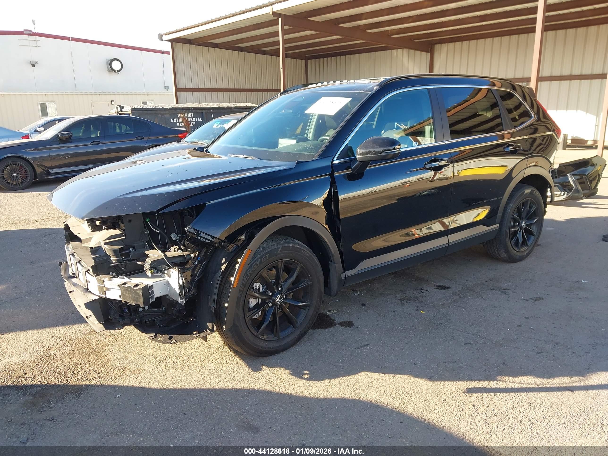 HONDA CR-V image 2