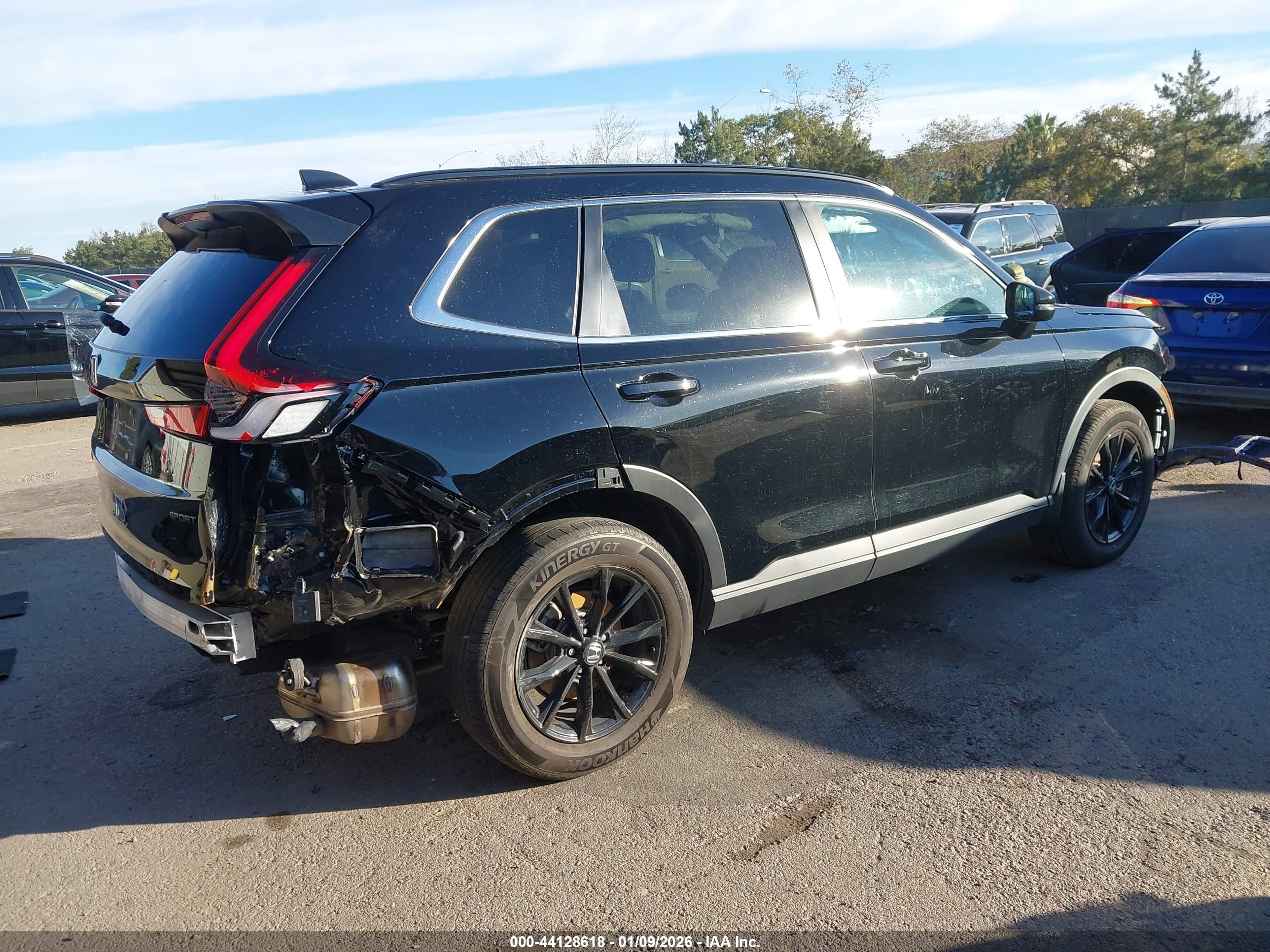 HONDA CR-V image 4