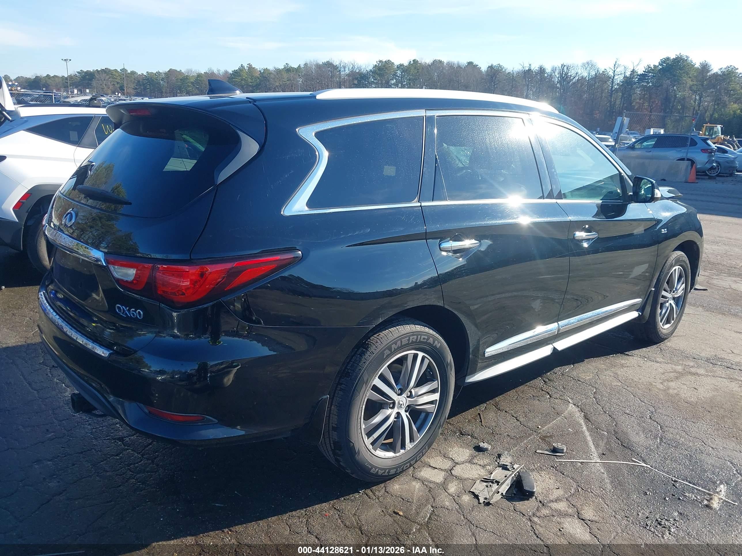 INFINITI QX60 image 4