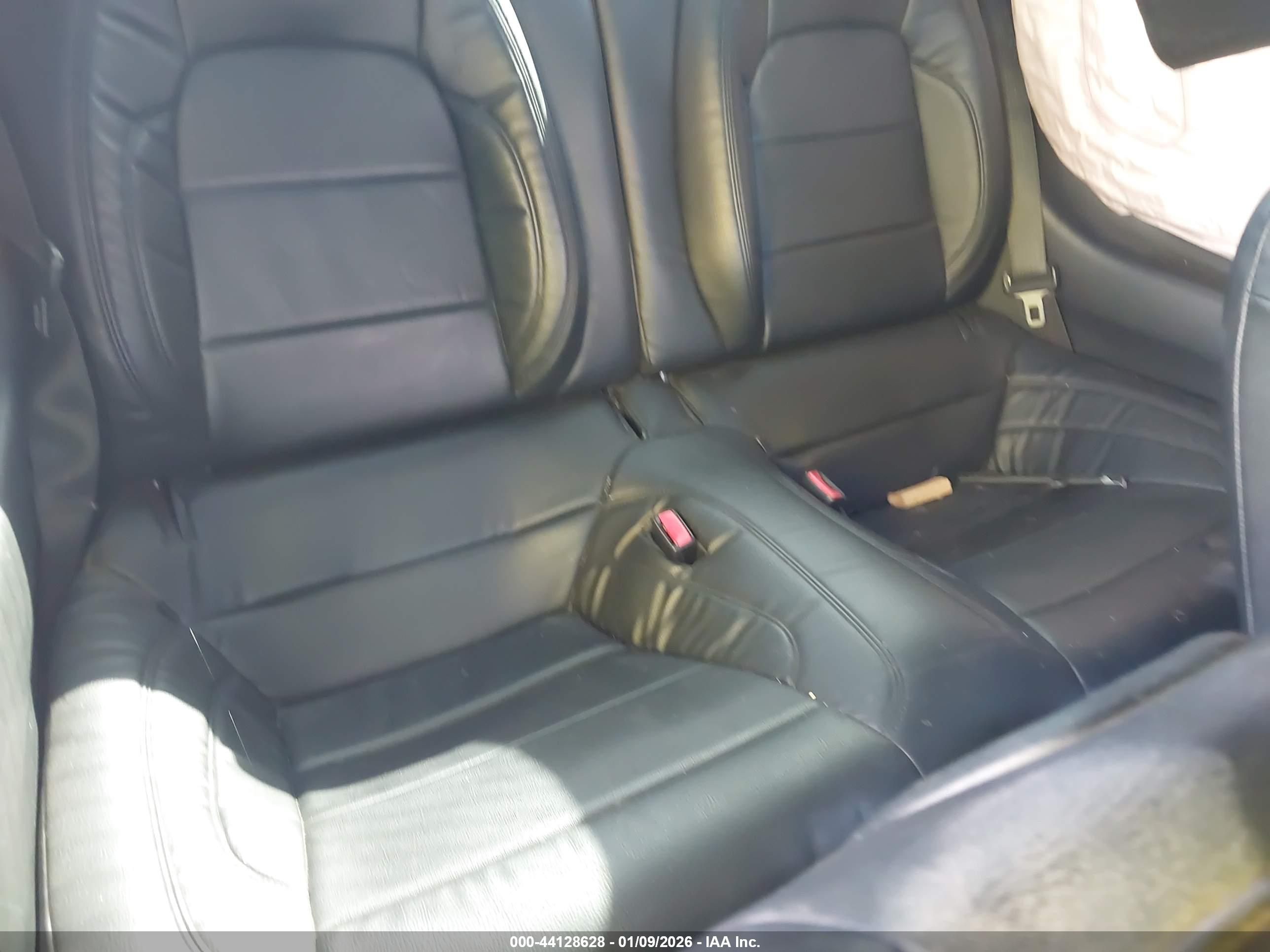 FORD MUSTANG image 8