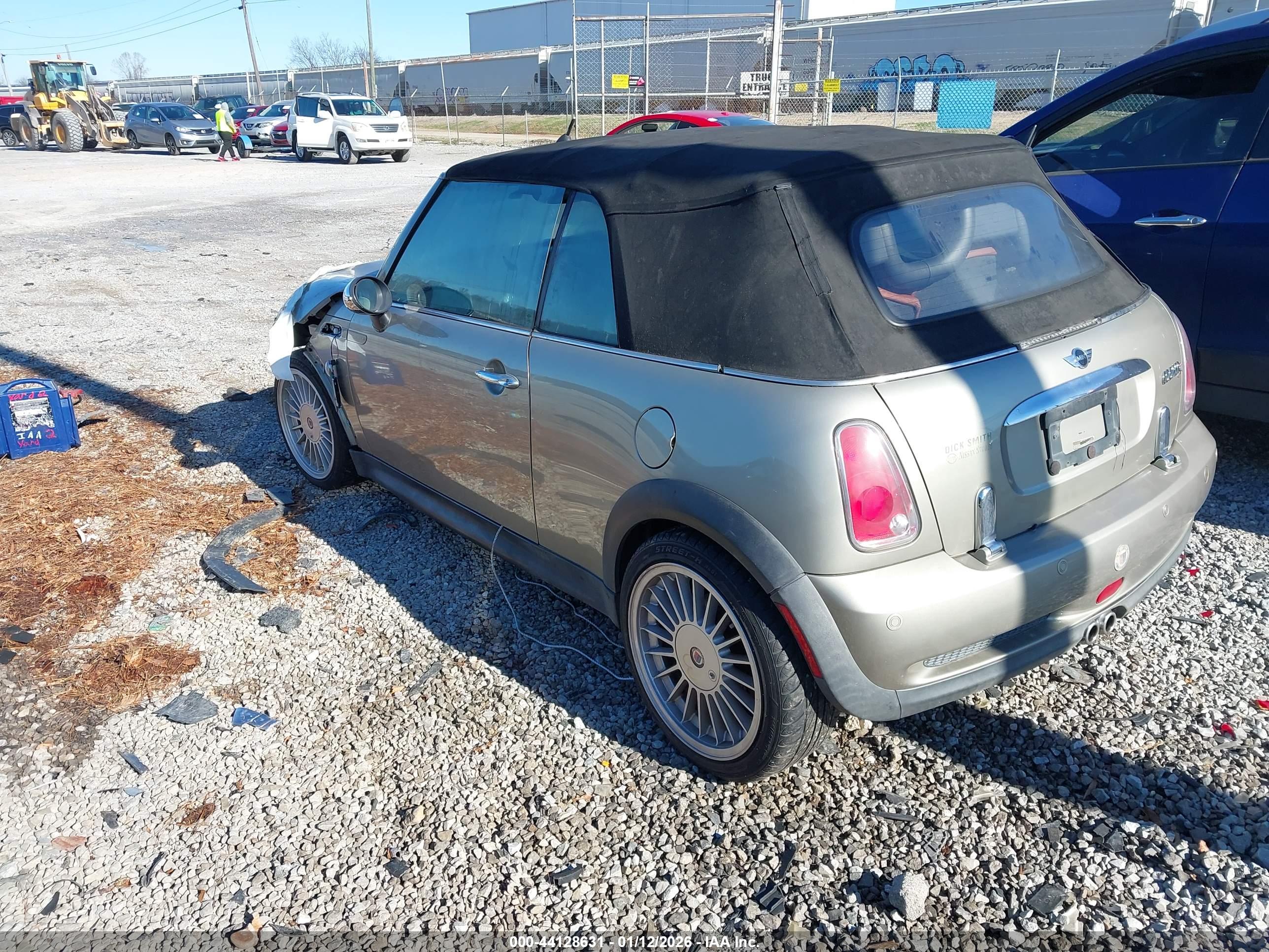 MINI COOPER image 3
