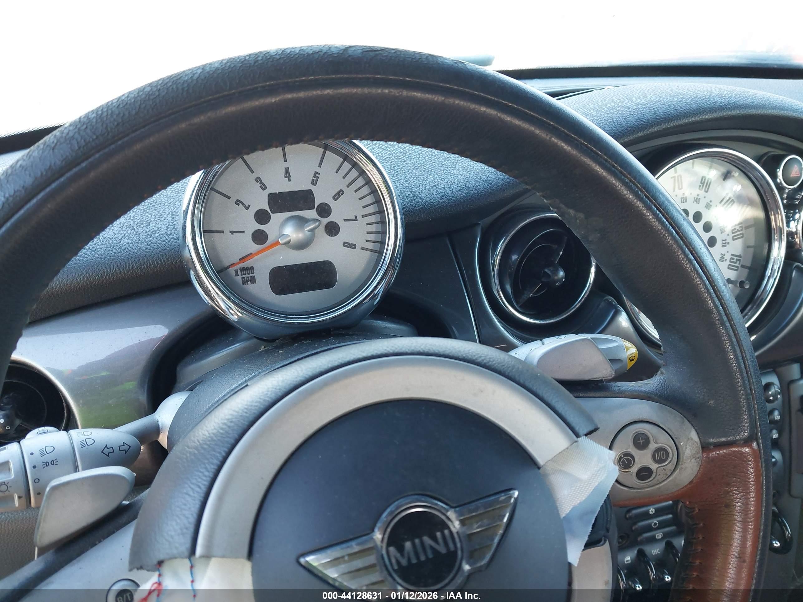 MINI COOPER image 7