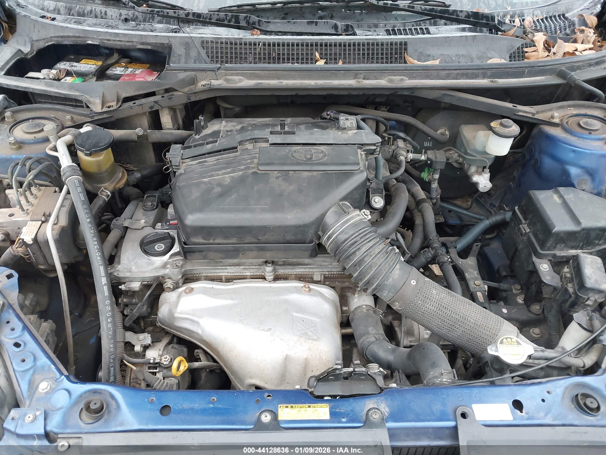 TOYOTA RAV4 image 10