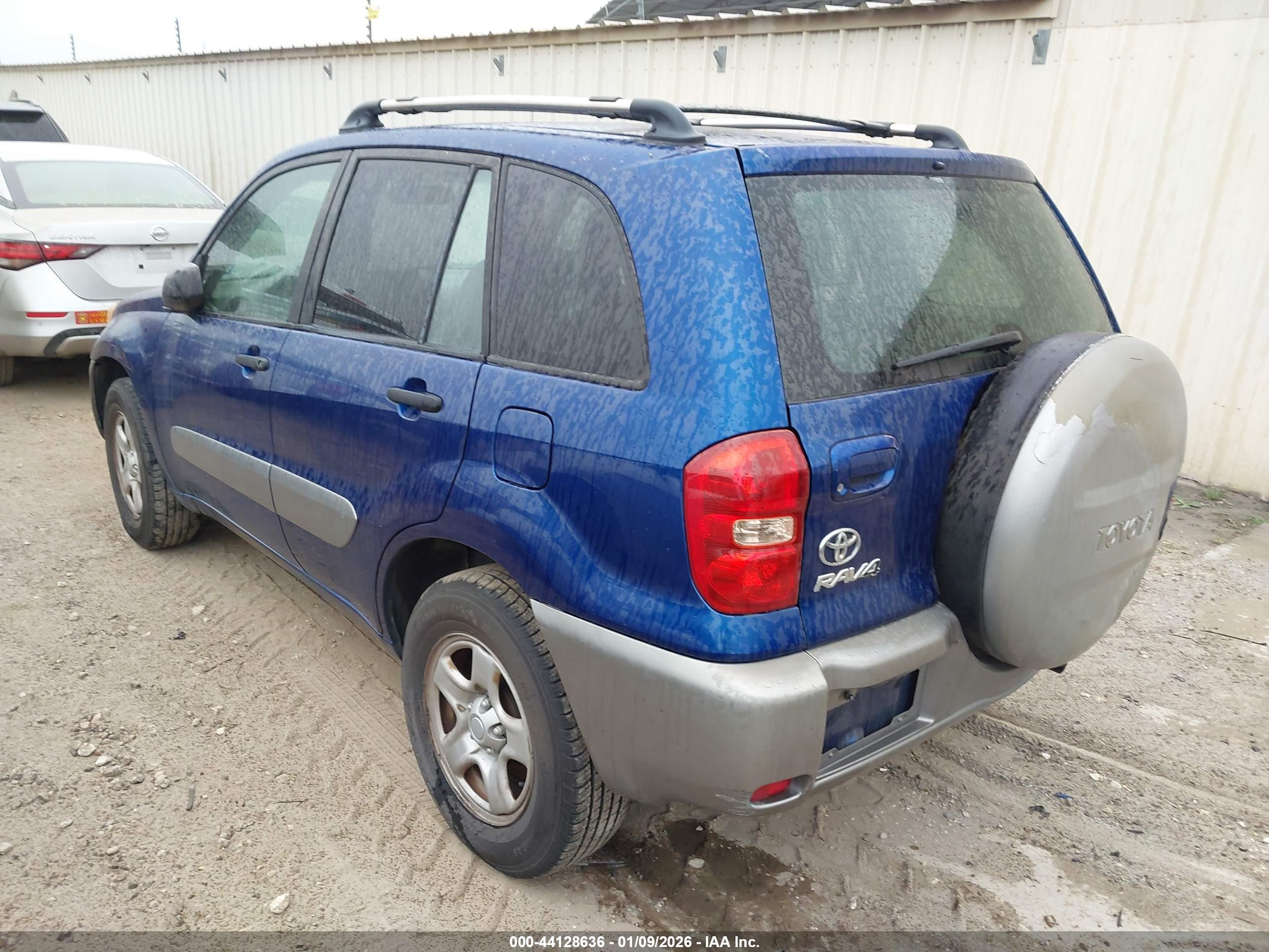 TOYOTA RAV4 image 3