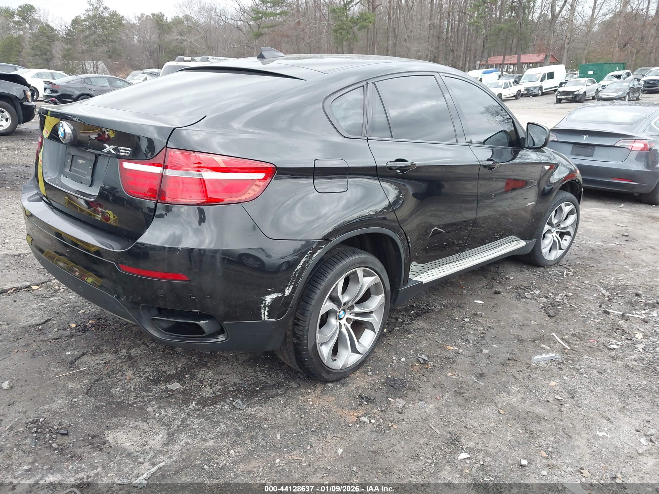 BMW X6 image 4