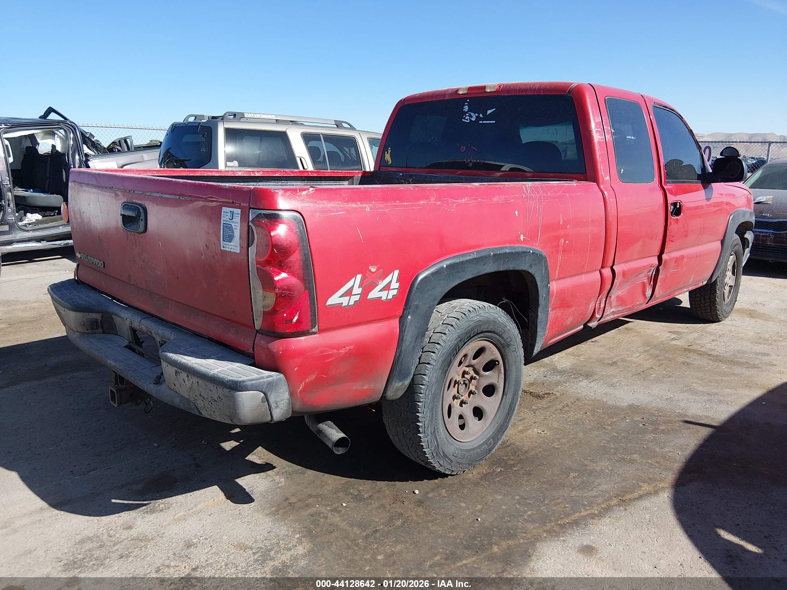 CHEVROLET SILVERADO image 4