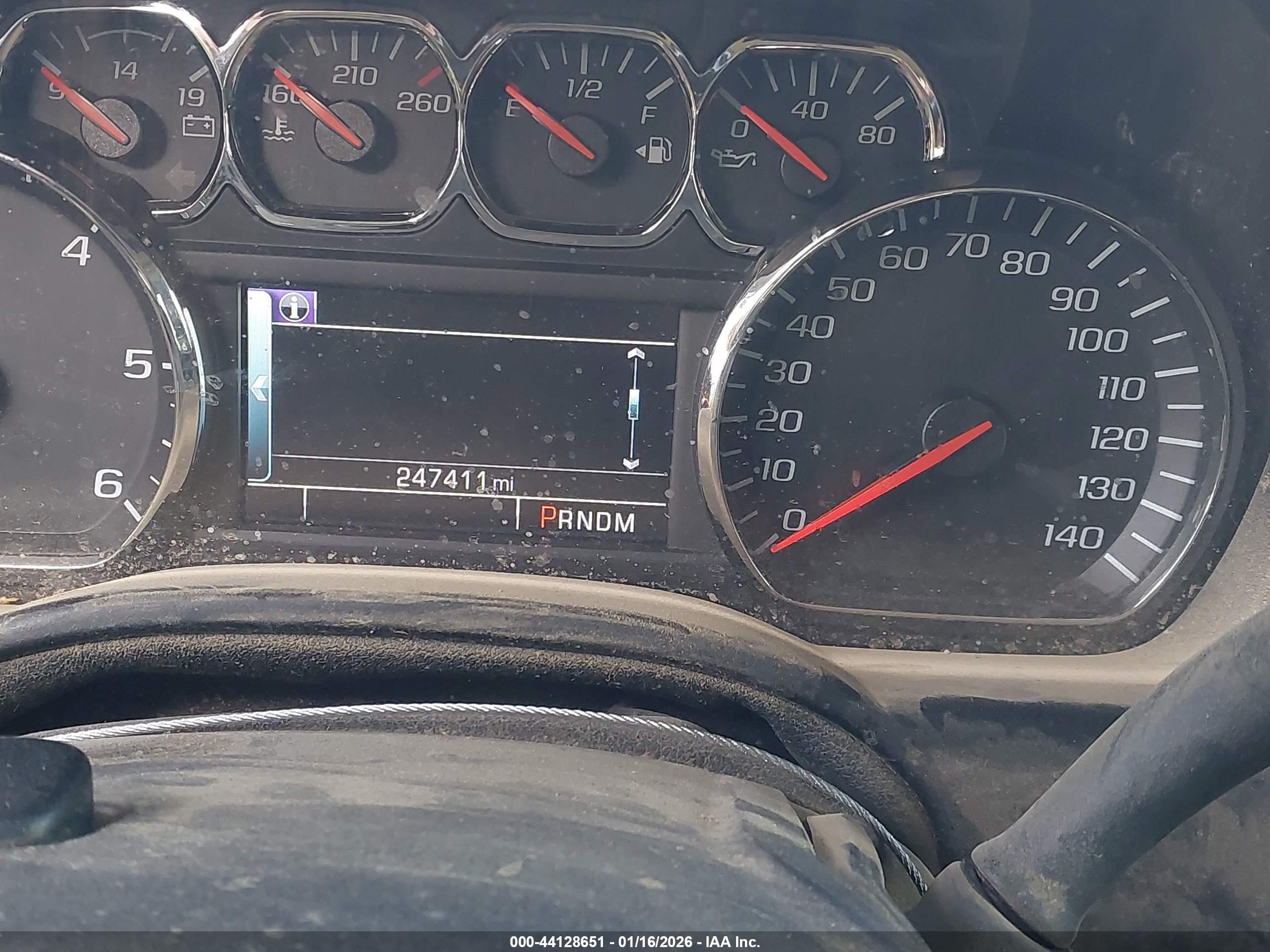 CHEVROLET SUBURBAN image 7