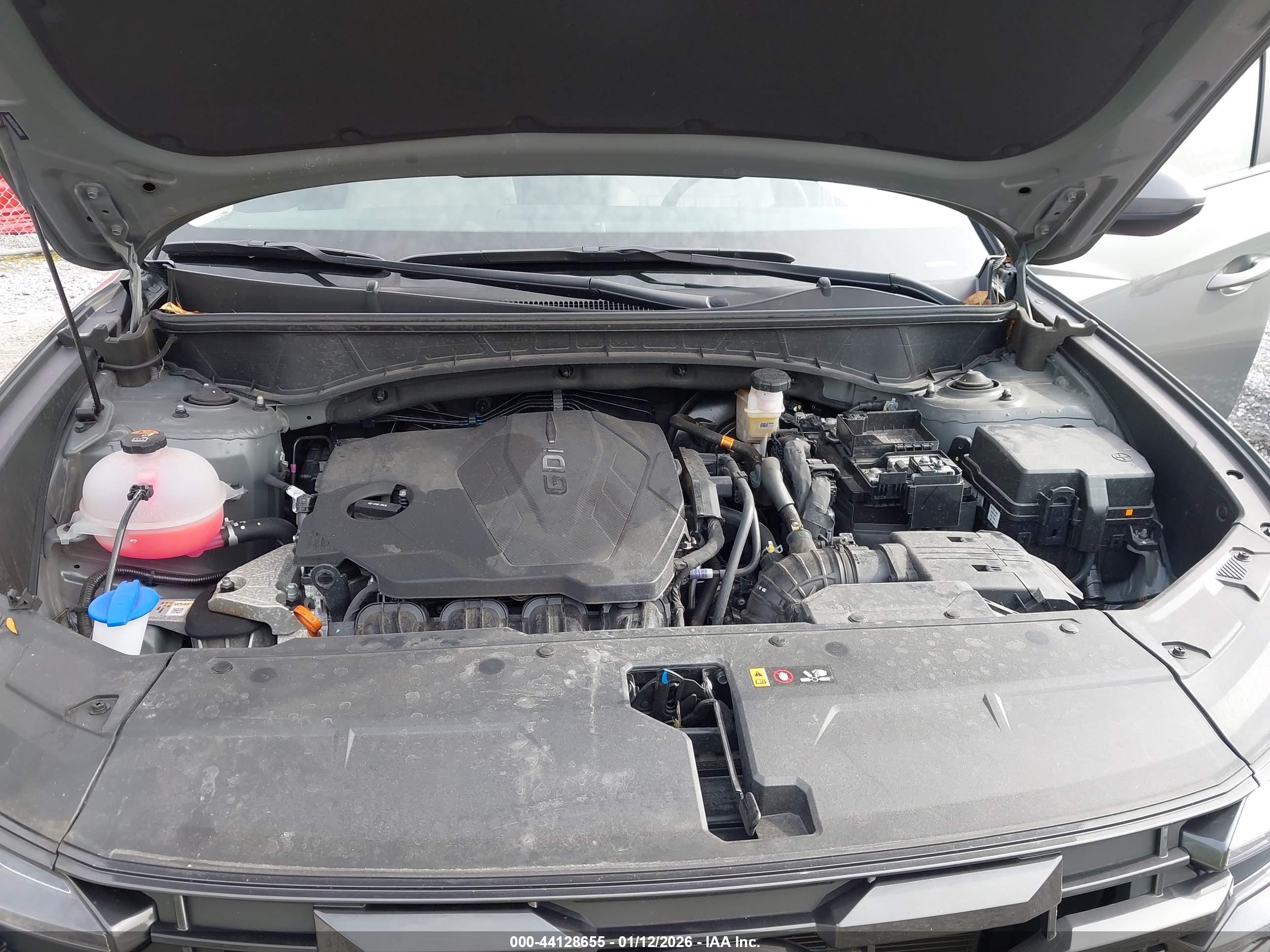 HYUNDAI TUCSON image 10