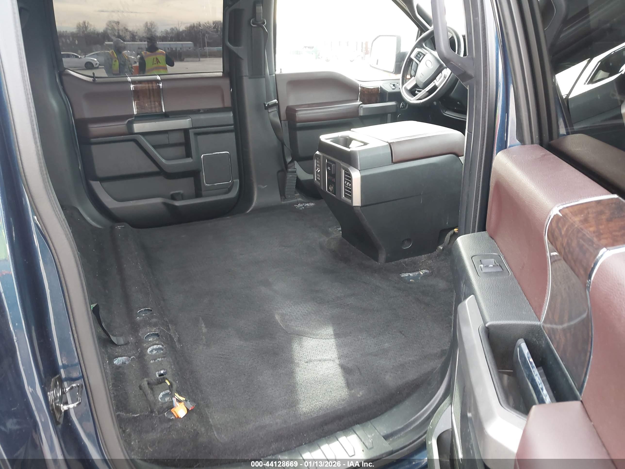 FORD F-150 image 8
