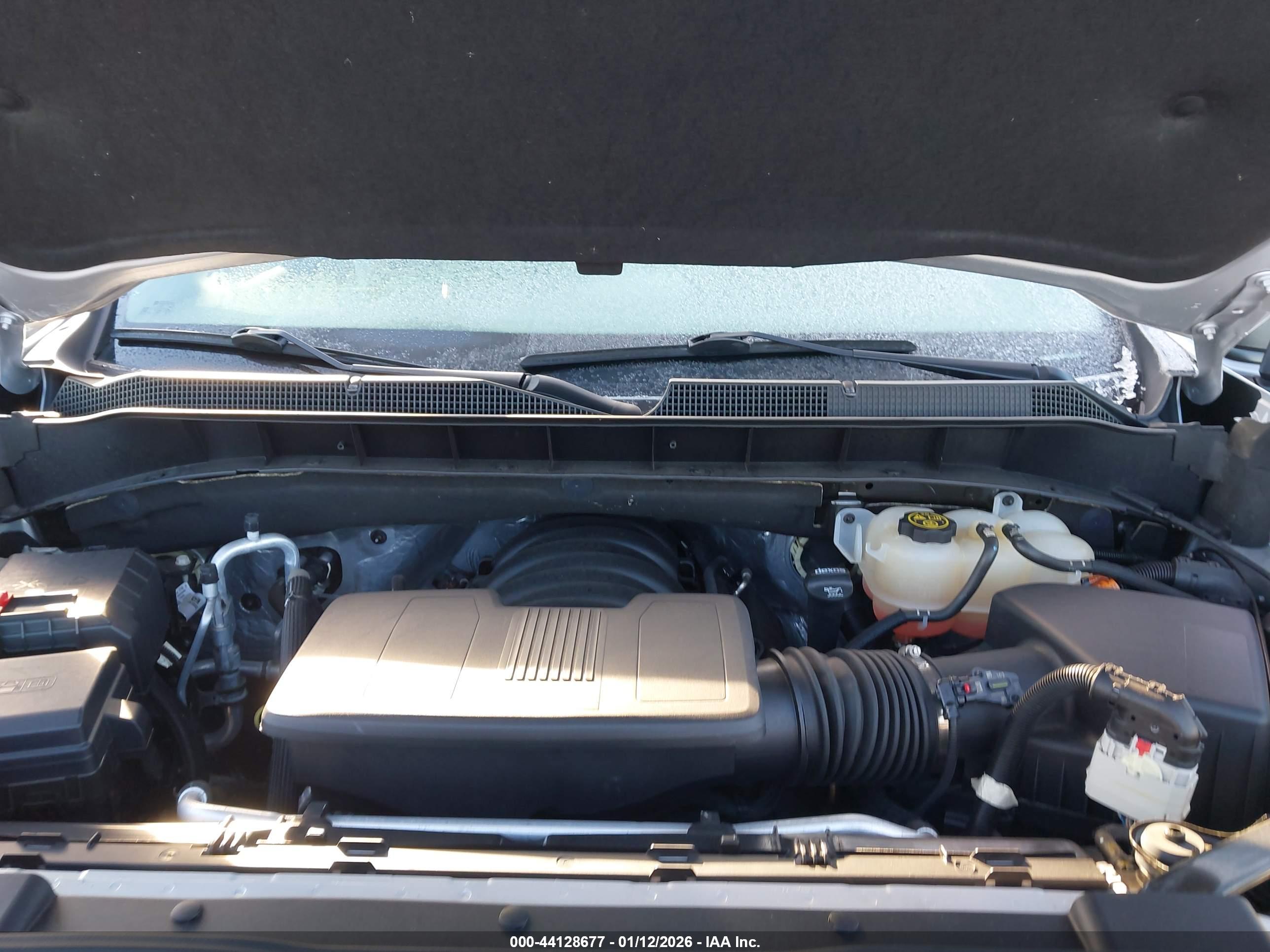 CHEVROLET SILVERADO image 10