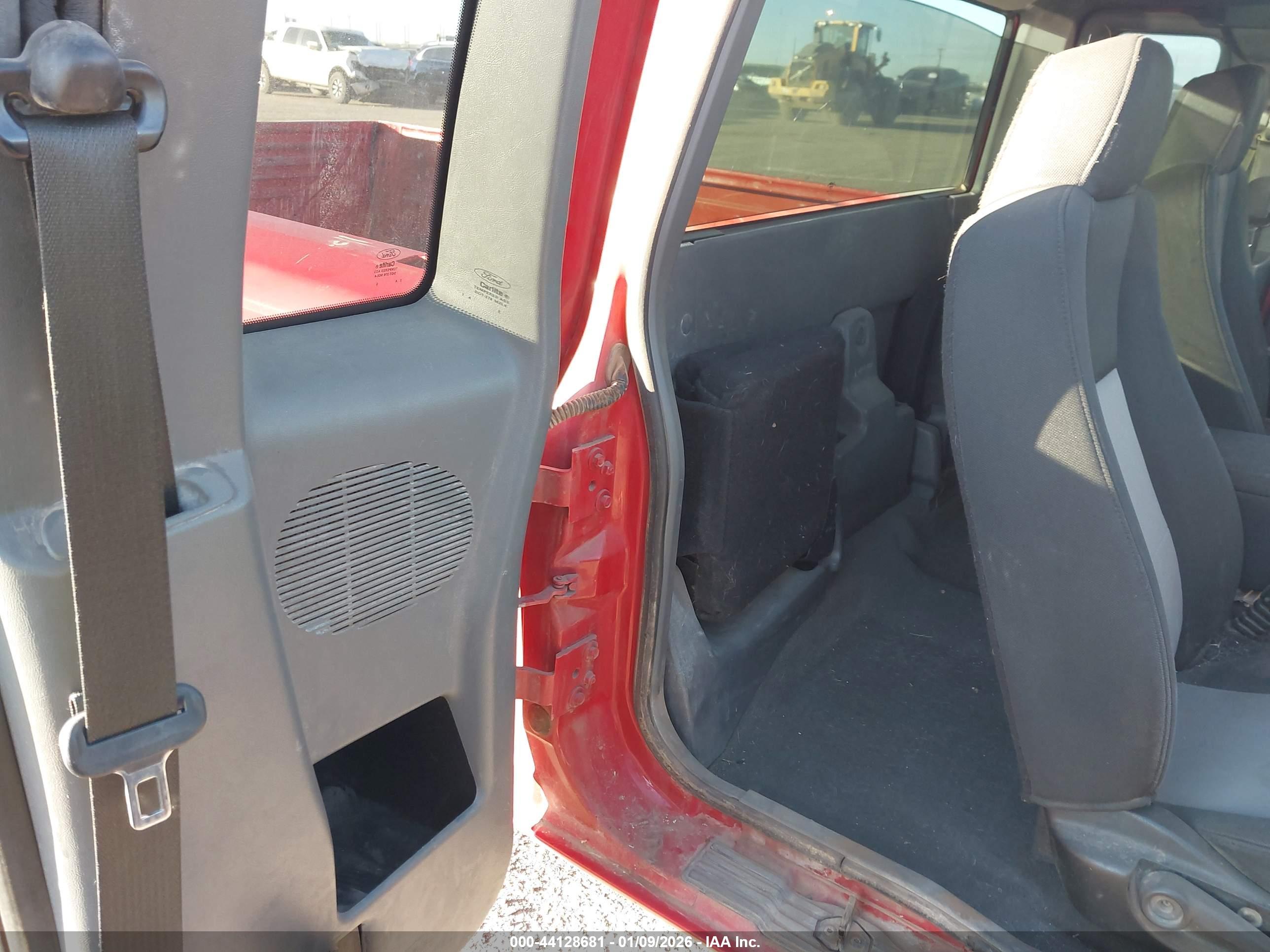 FORD RANGER image 8