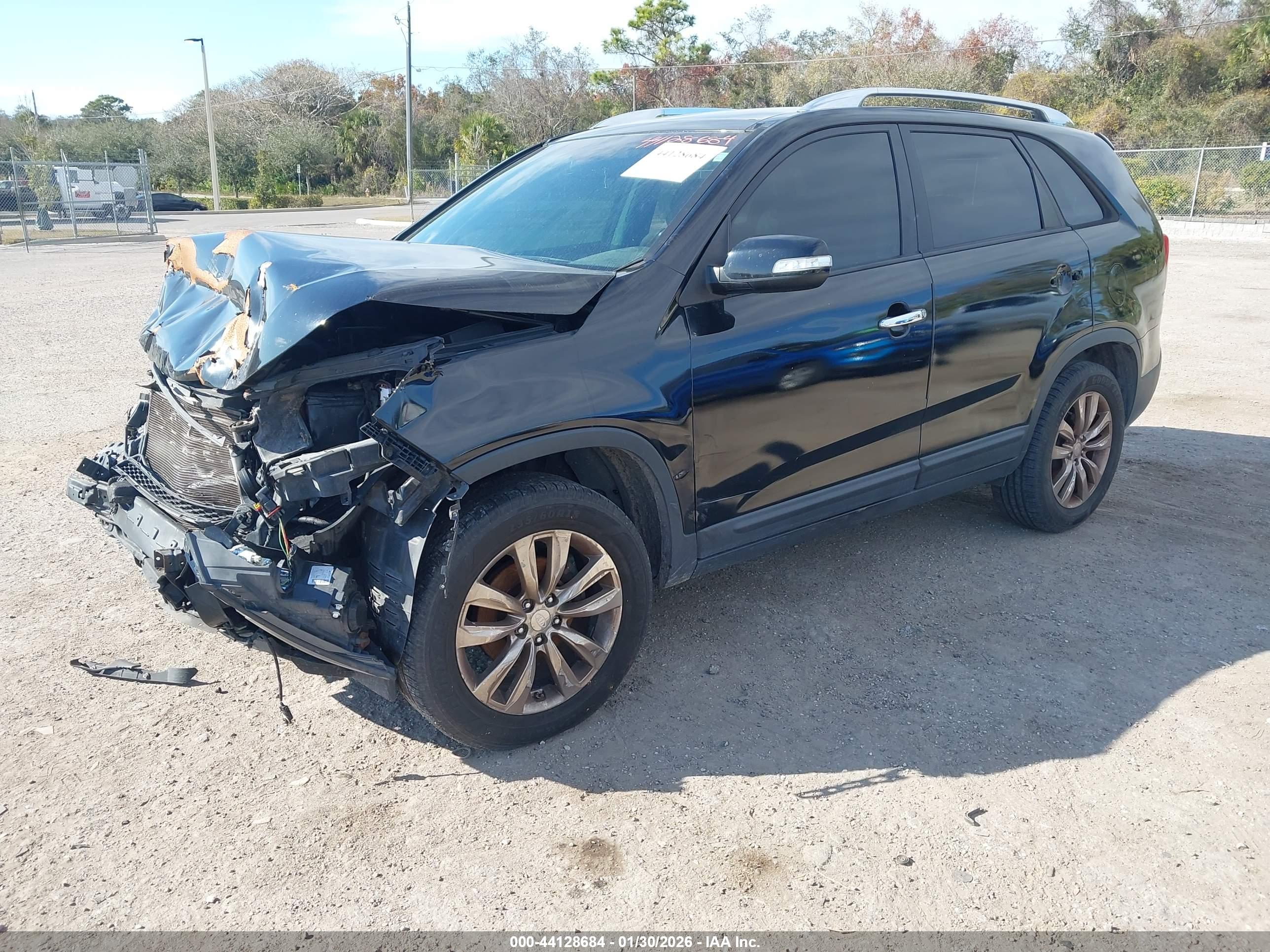 KIA SORENTO image 2