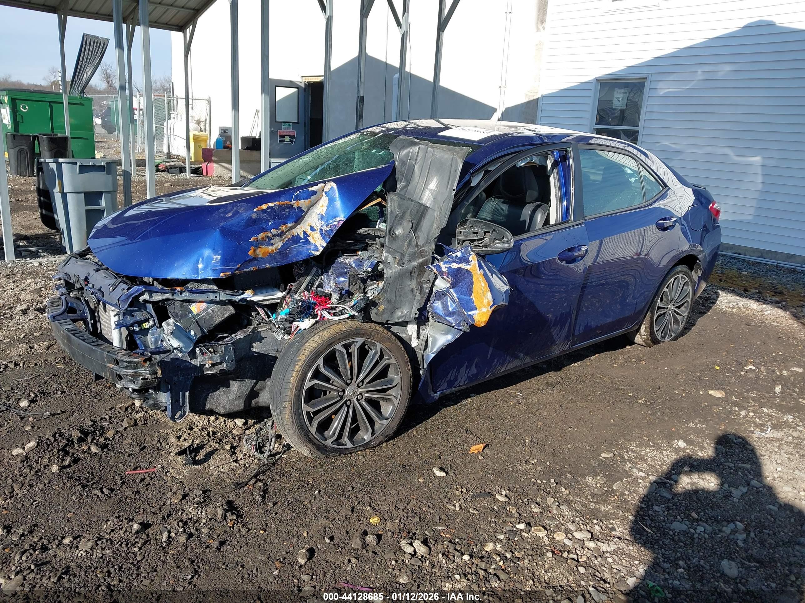 TOYOTA COROLLA image 2