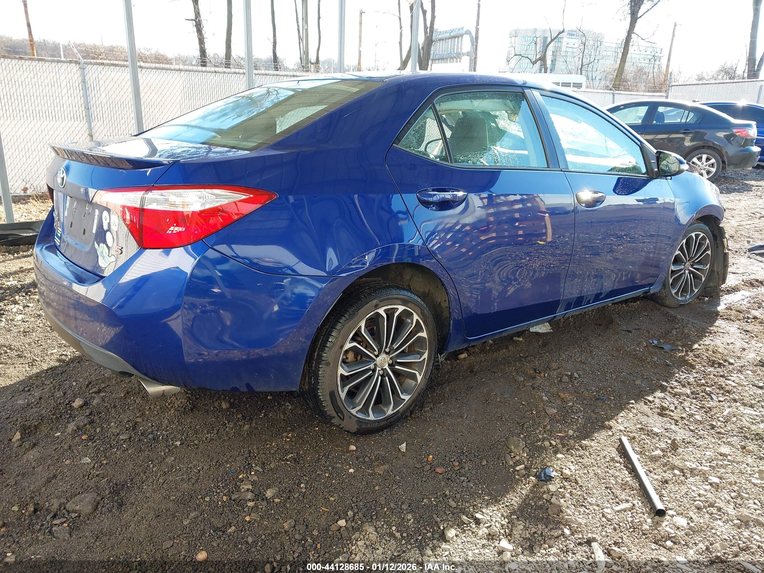 TOYOTA COROLLA image 4