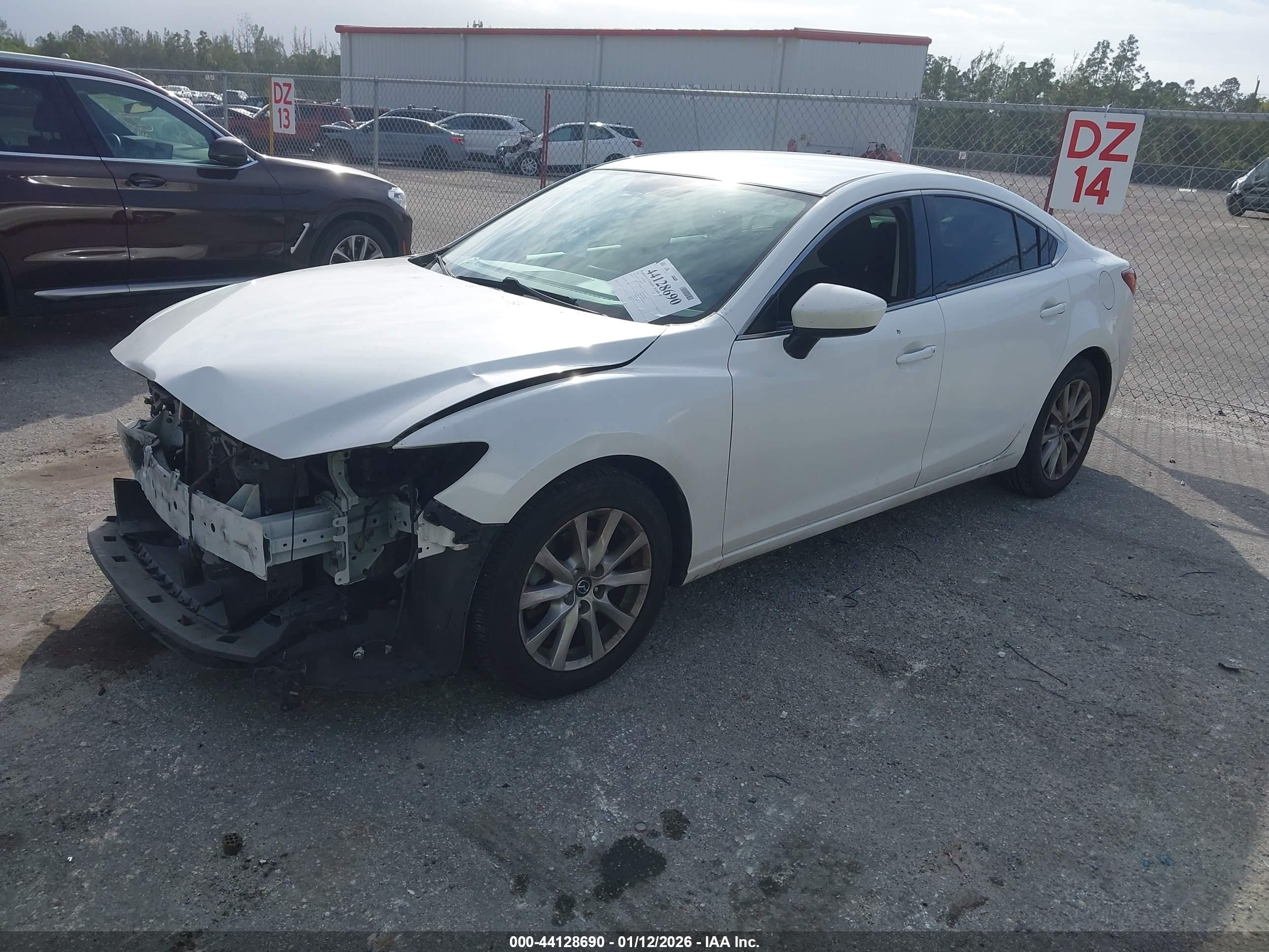 MAZDA 6 image 2