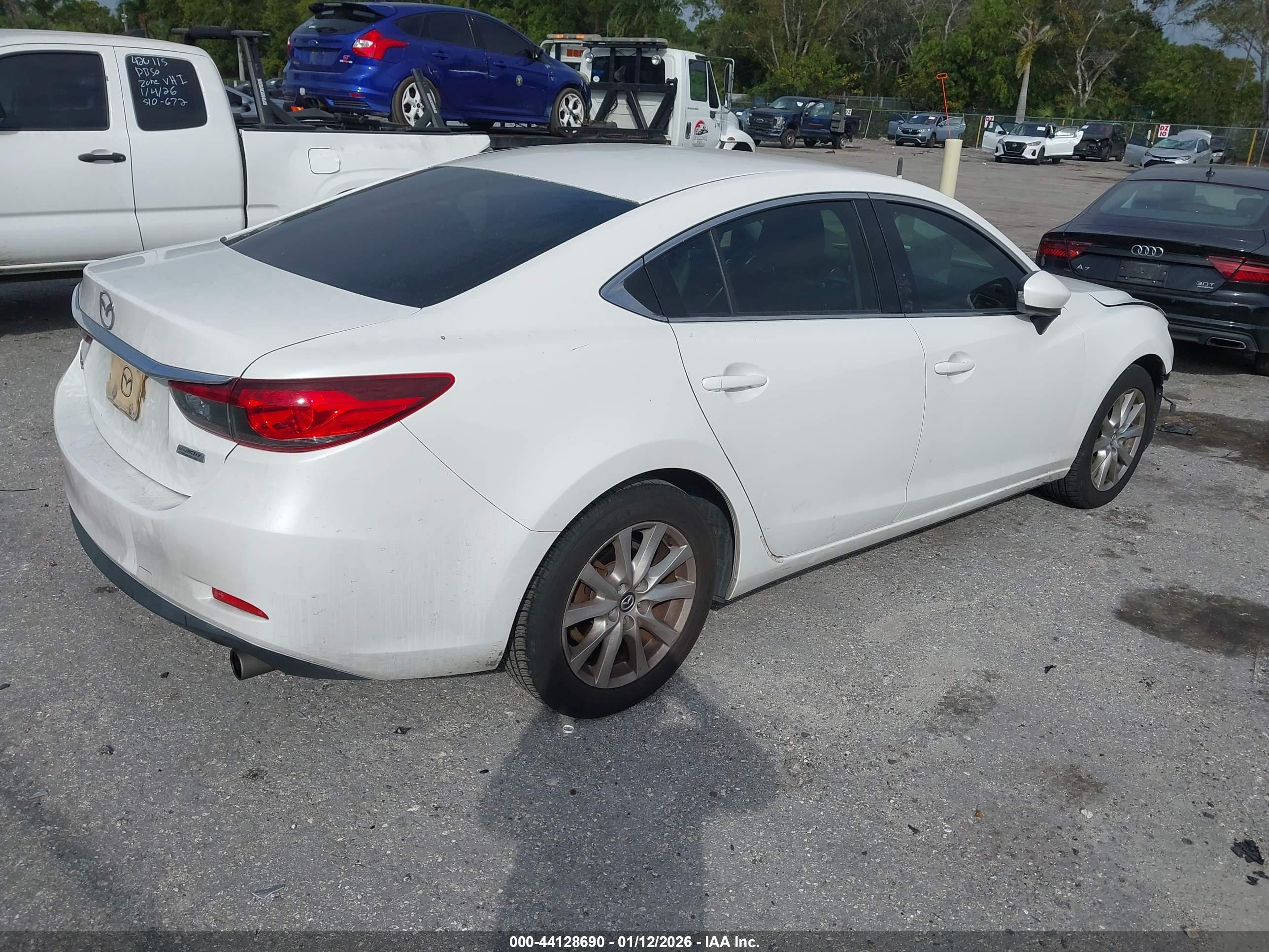 MAZDA 6 image 4