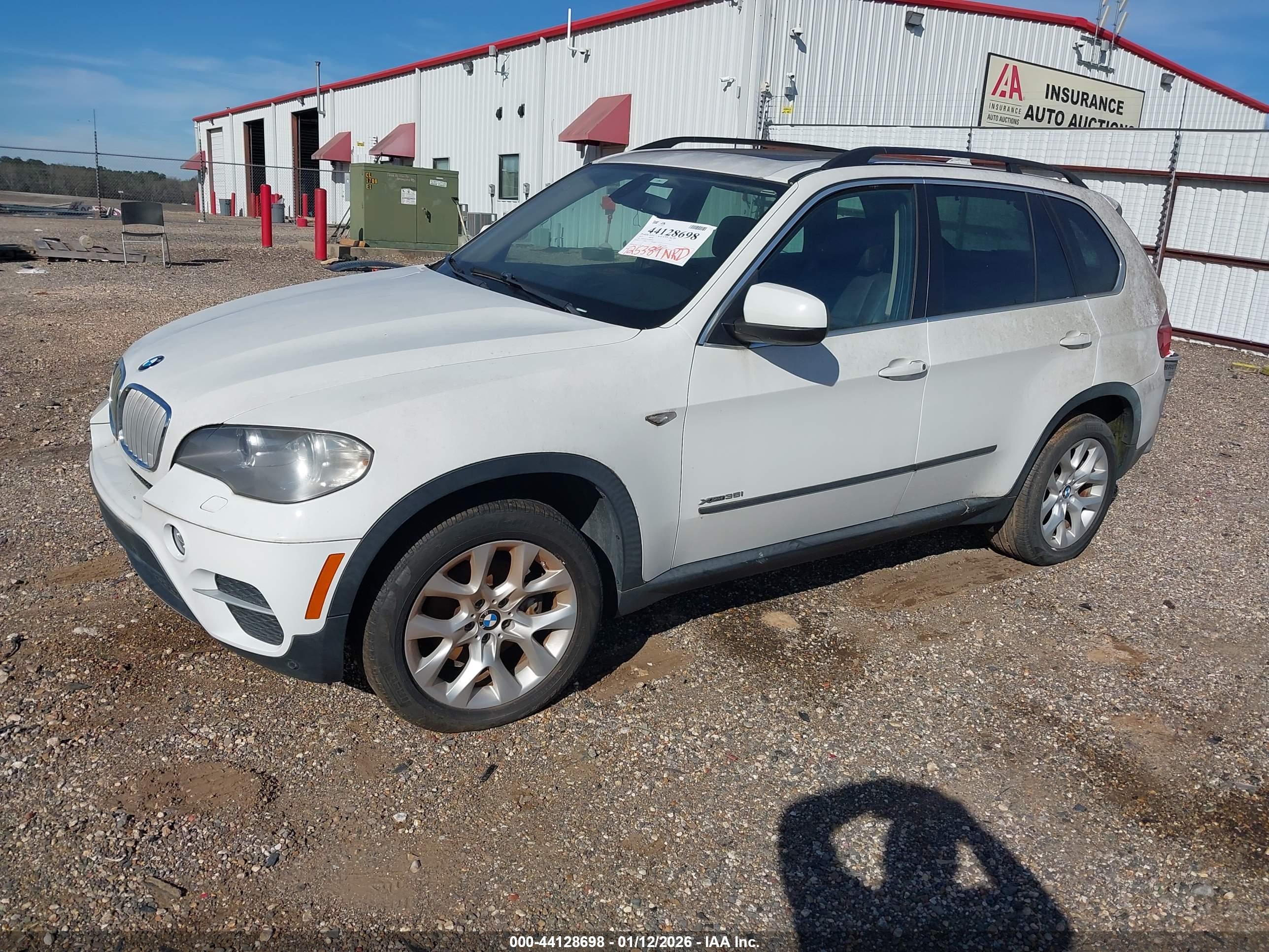 BMW X5 image 2