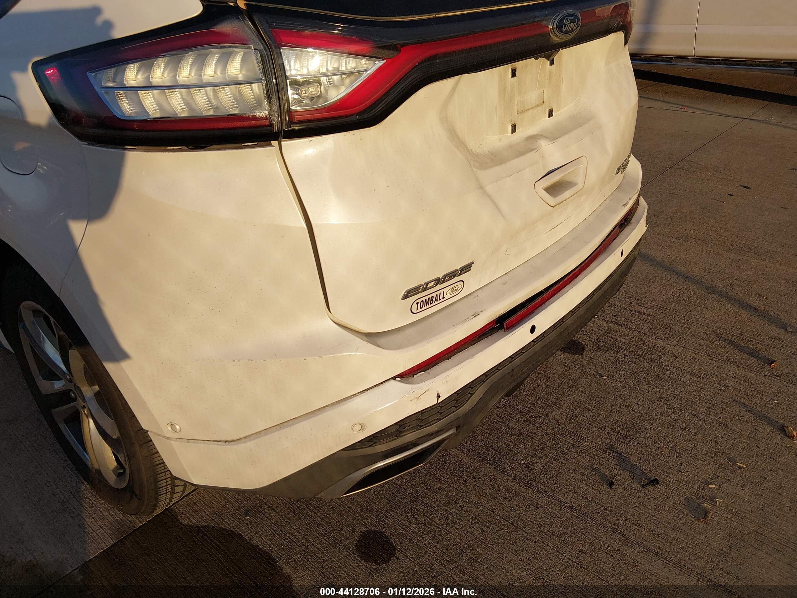 FORD EDGE image 6