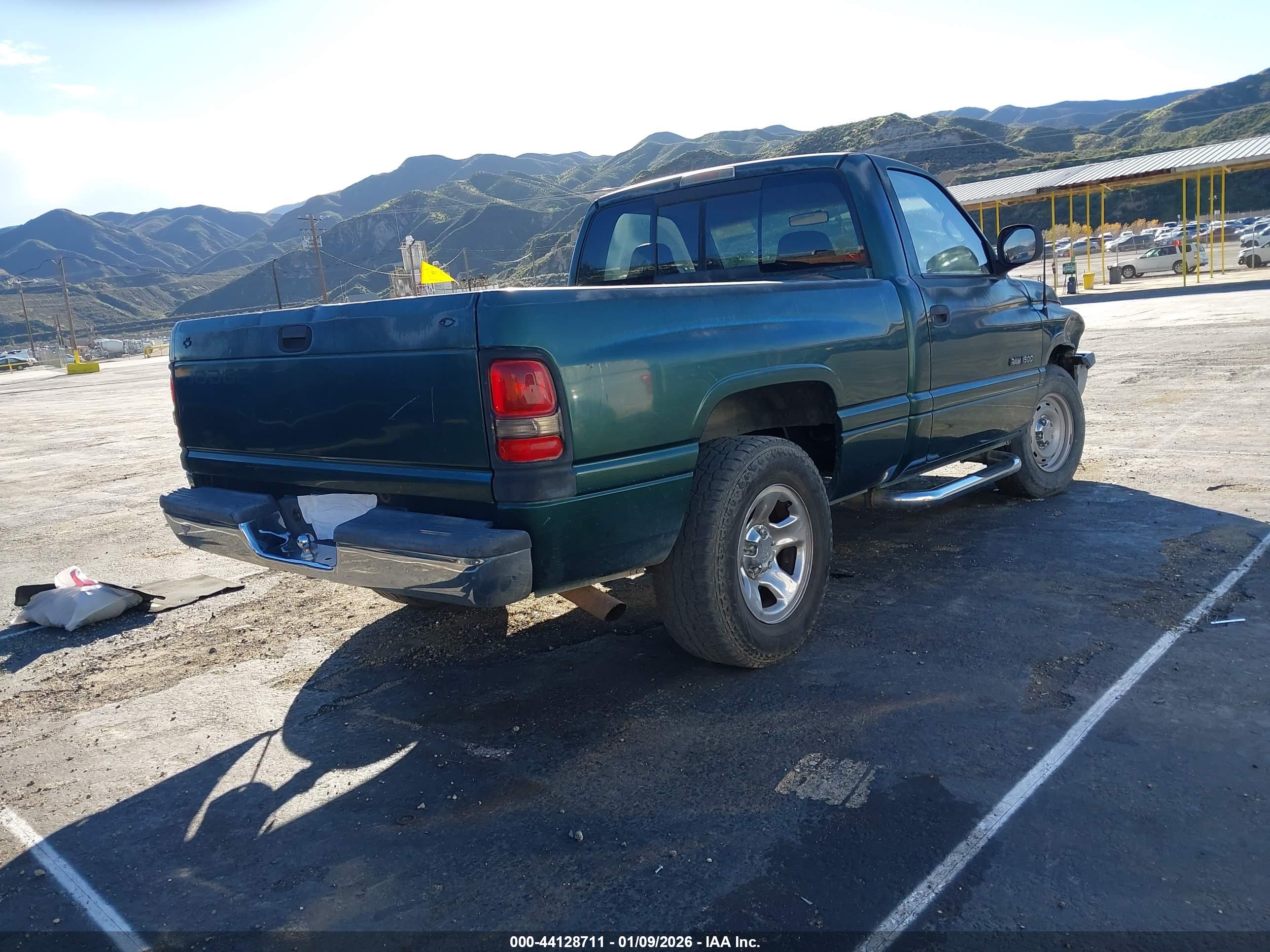 DODGE RAM image 4