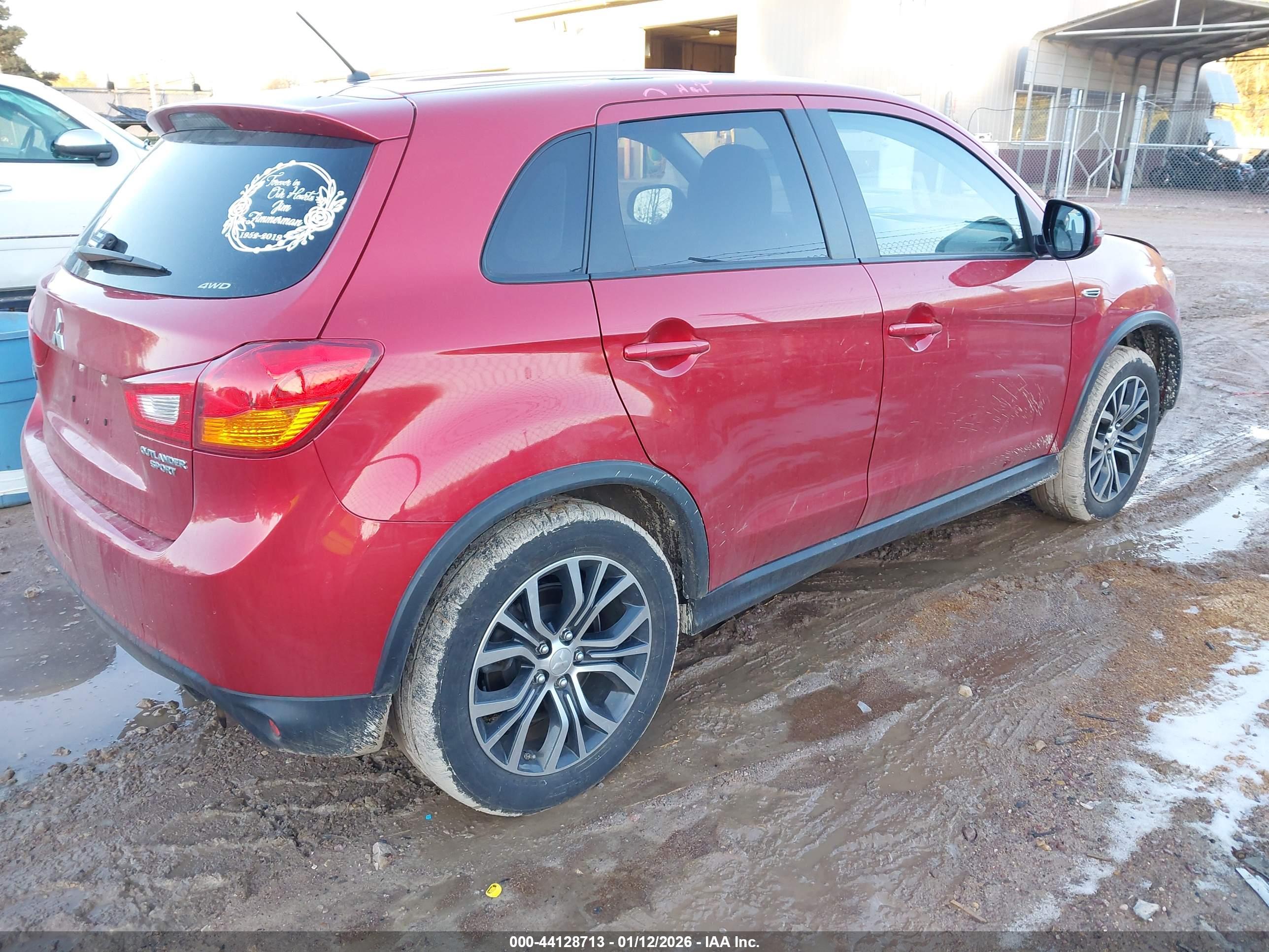 MITSUBISHI OUTLANDER image 4