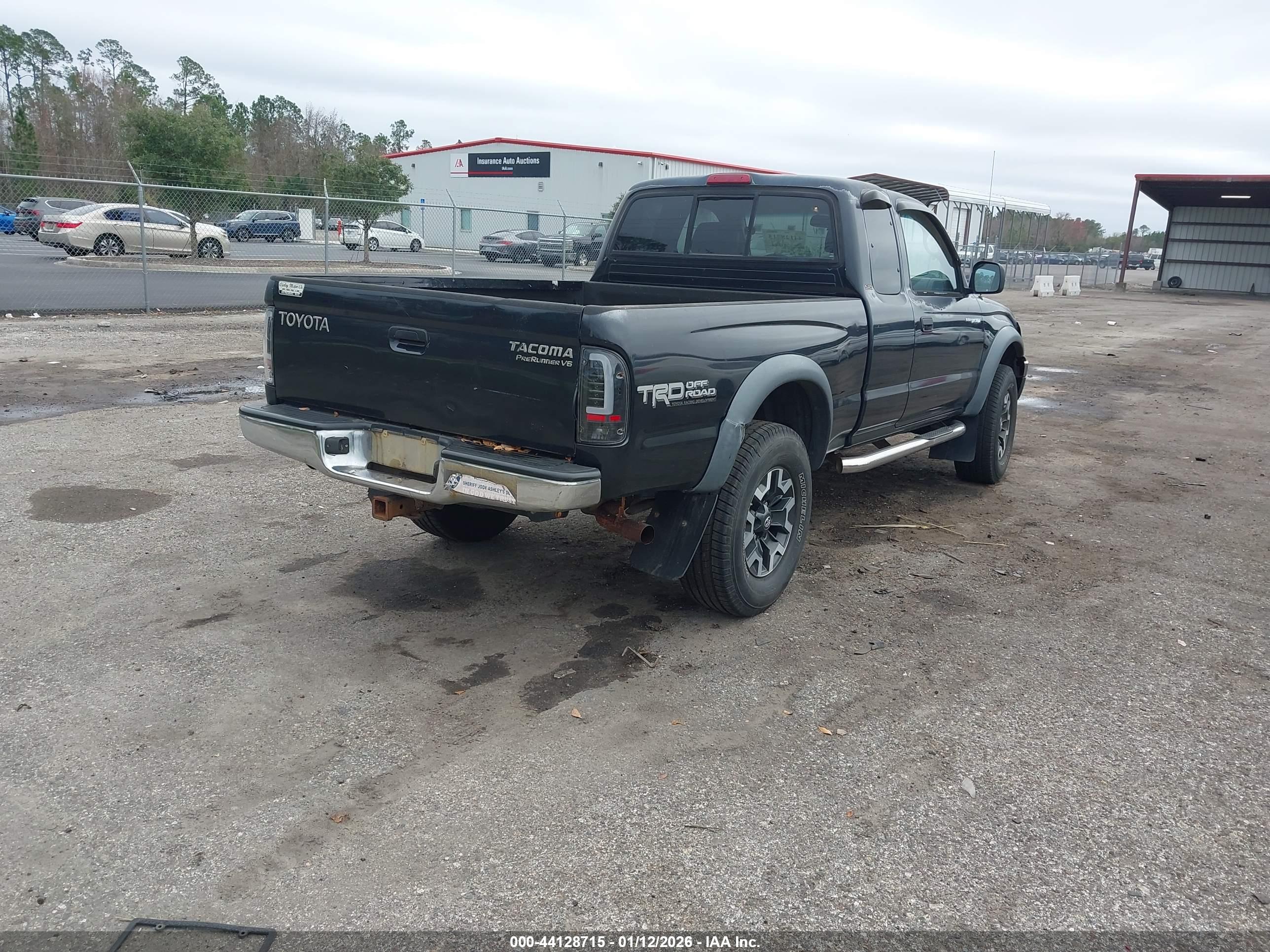 TOYOTA TACOMA image 4