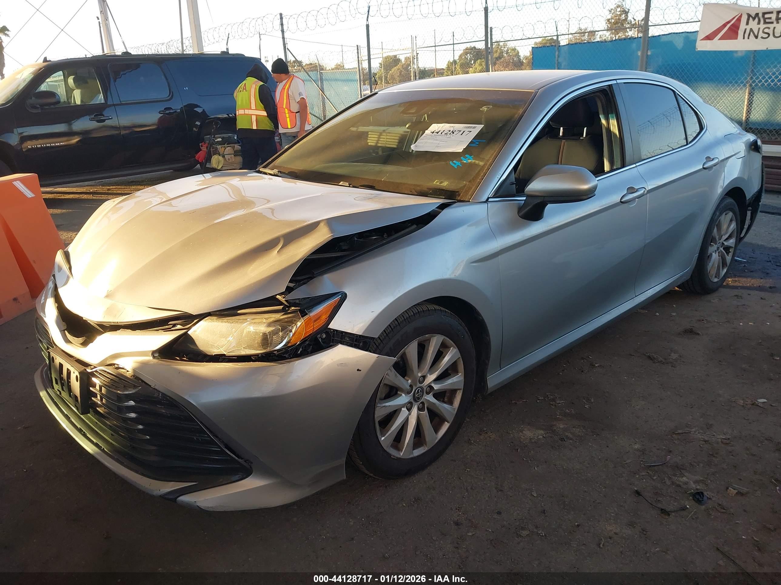TOYOTA CAMRY image 2