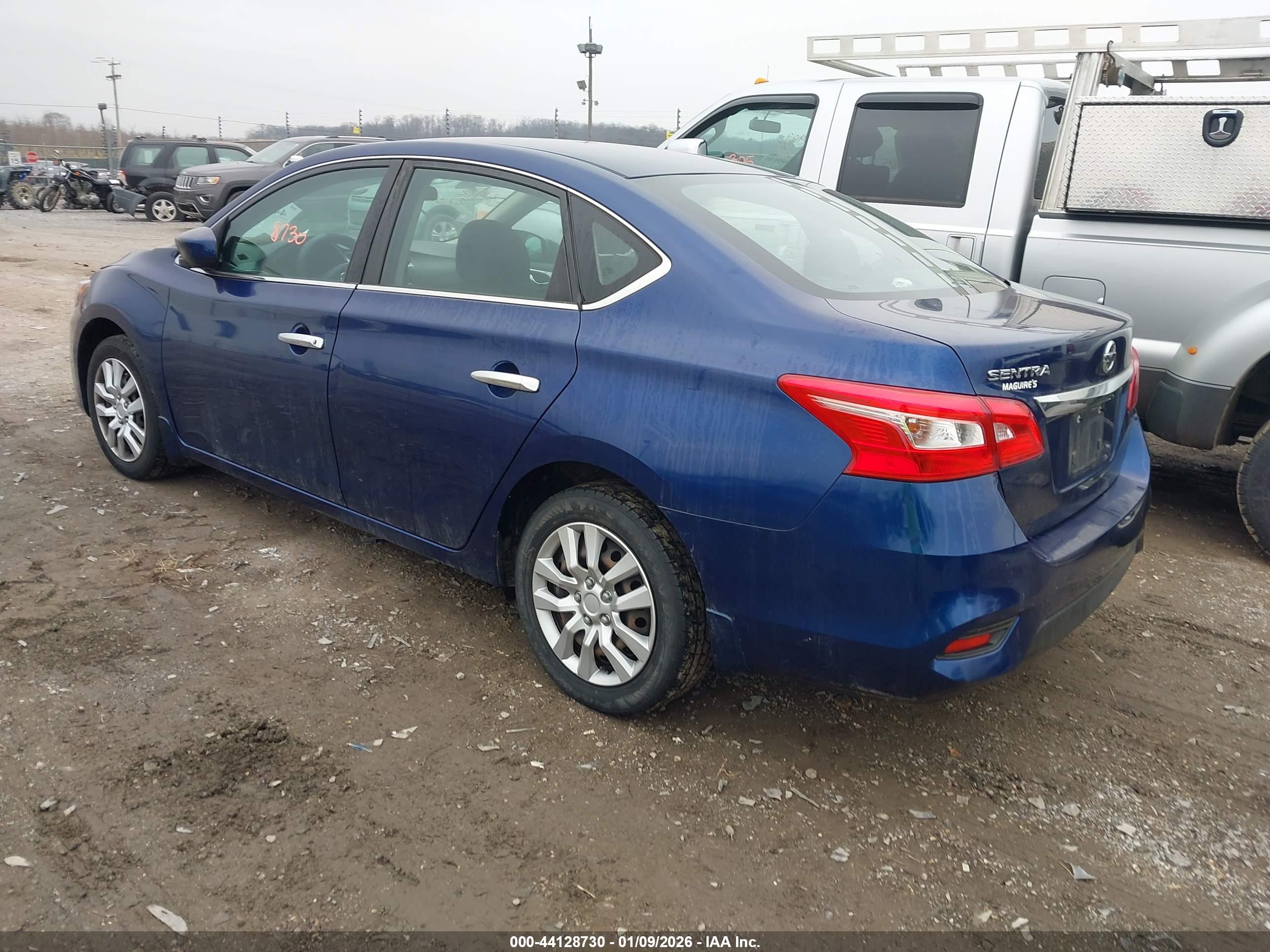 NISSAN SENTRA image 3