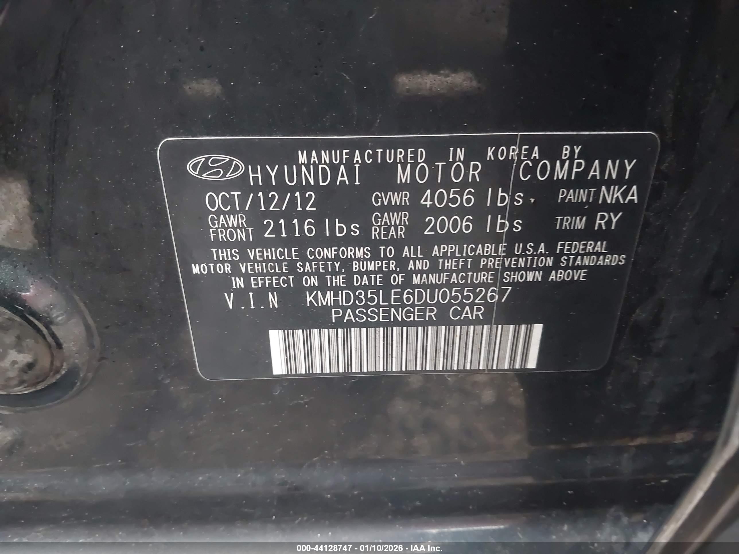HYUNDAI ELANTRA image 9