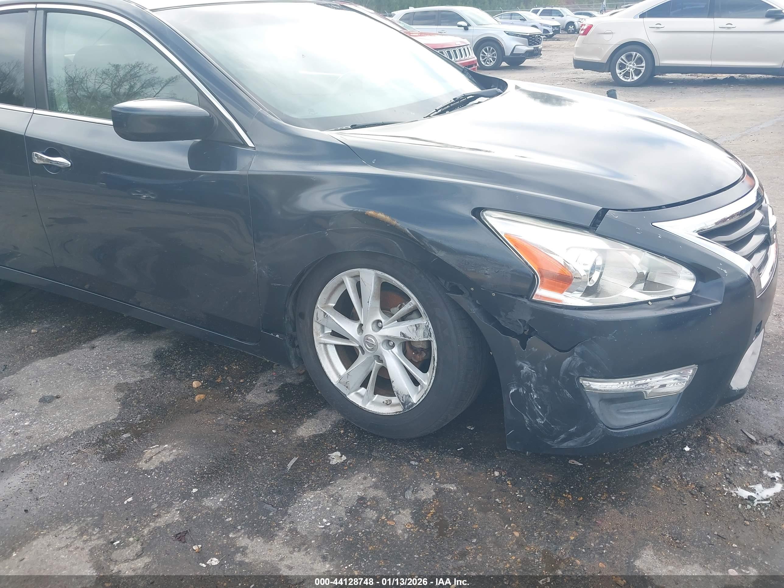 NISSAN ALTIMA image 6