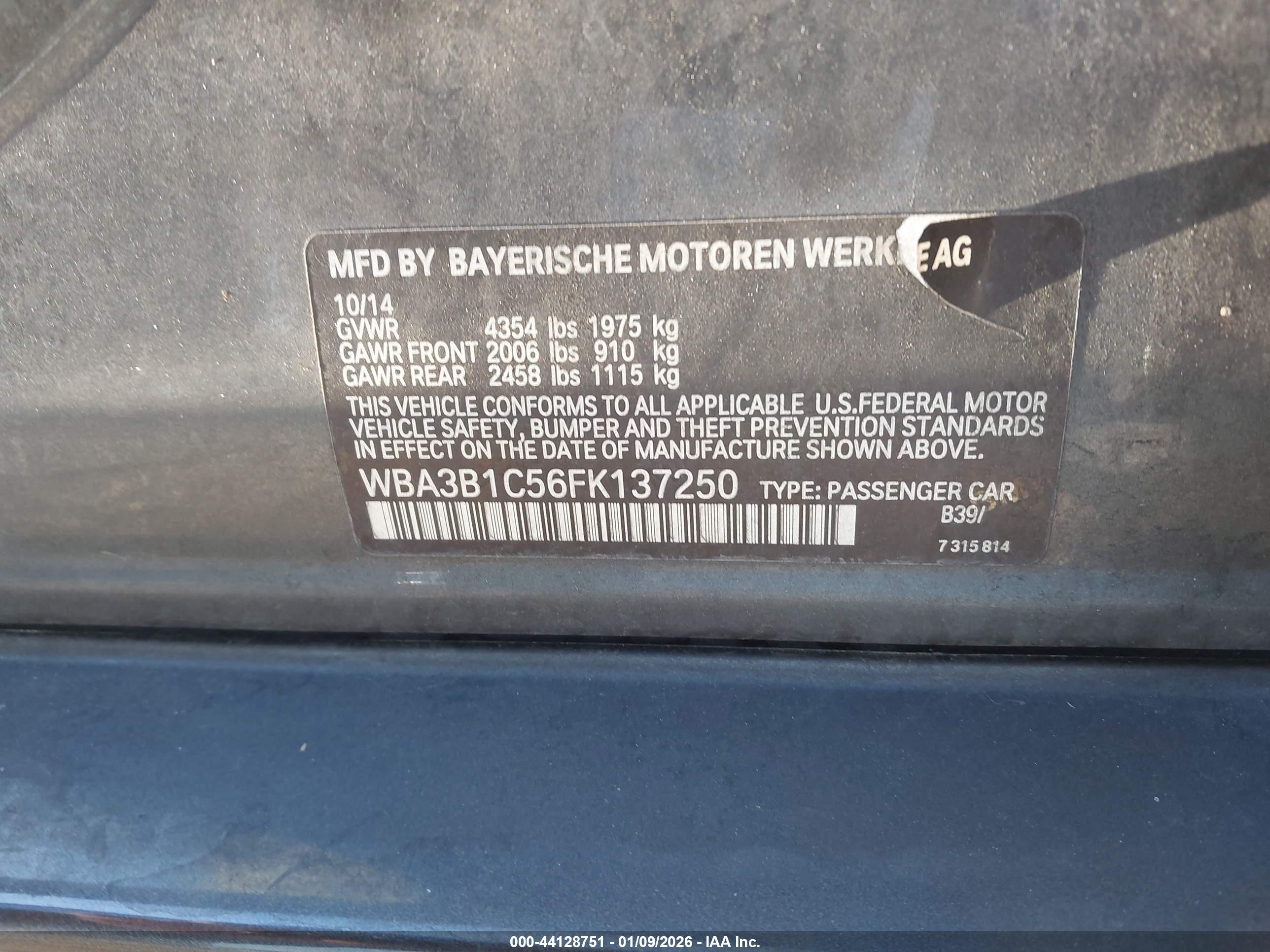 BMW 320 image 9