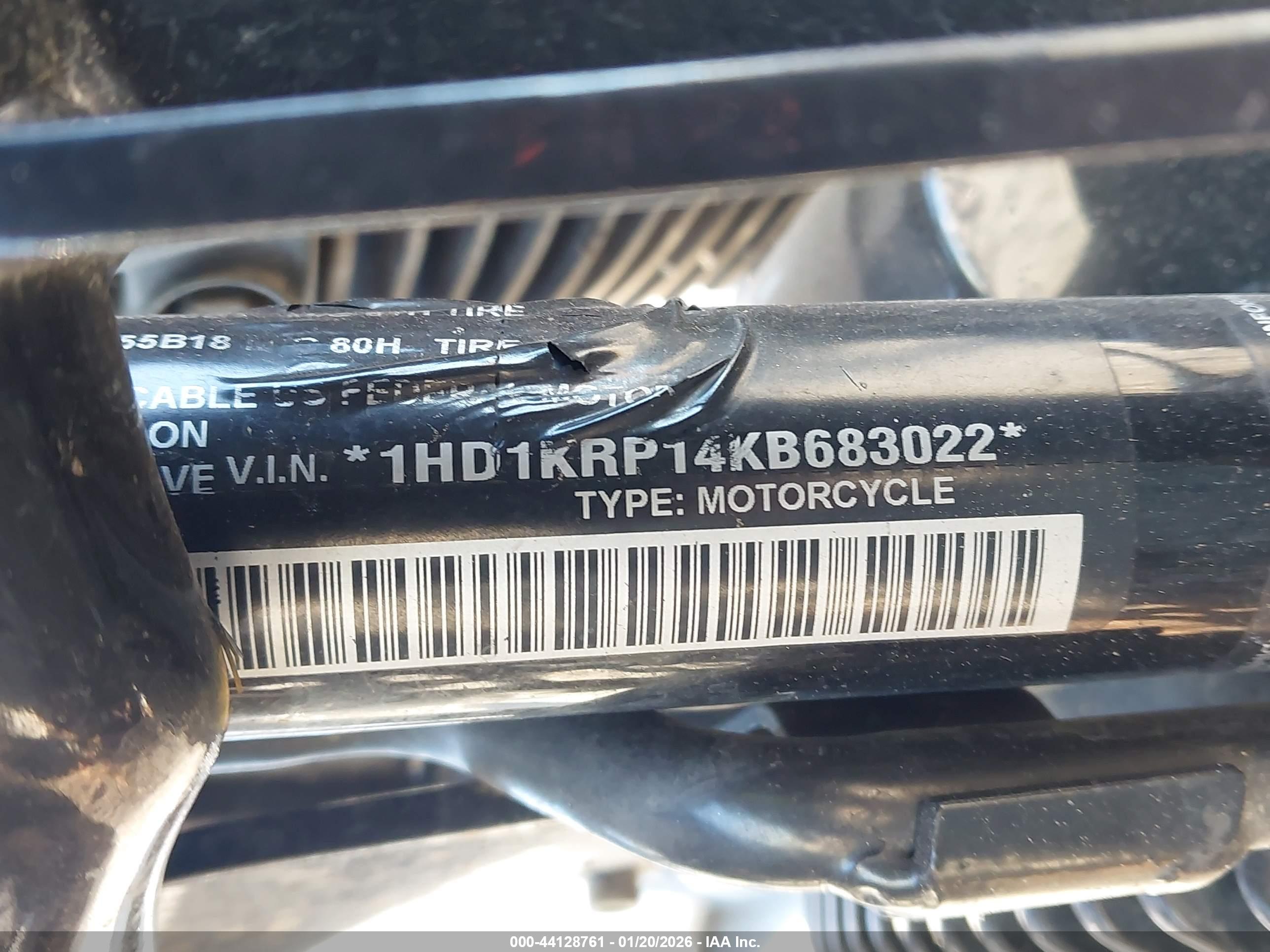 HARLEY-DAVIDSON FLHXS image 10