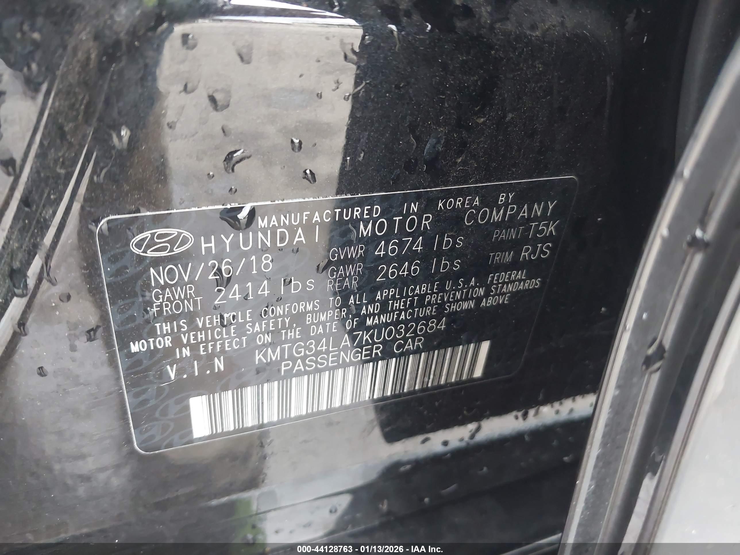 GENESIS G70 image 9