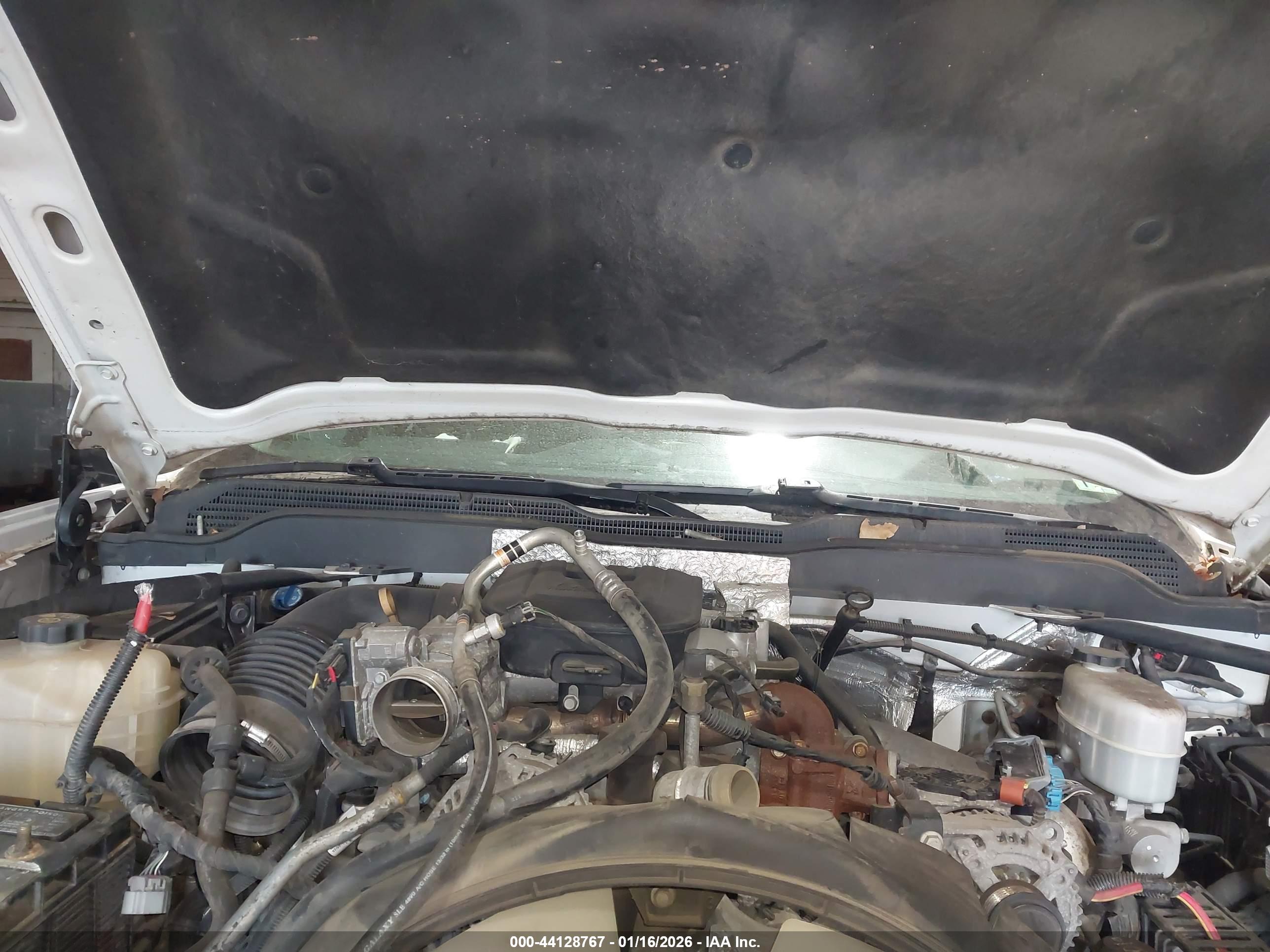CHEVROLET SILVERADO image 10
