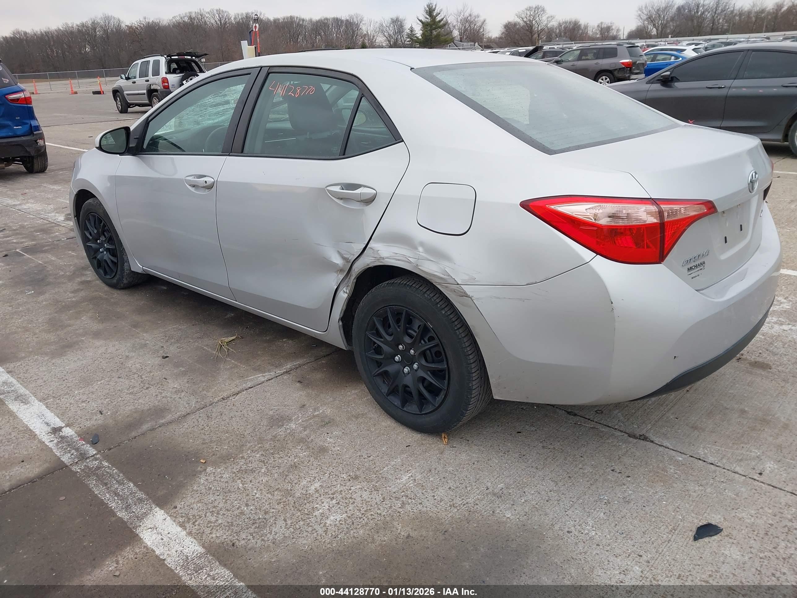 TOYOTA COROLLA image 3